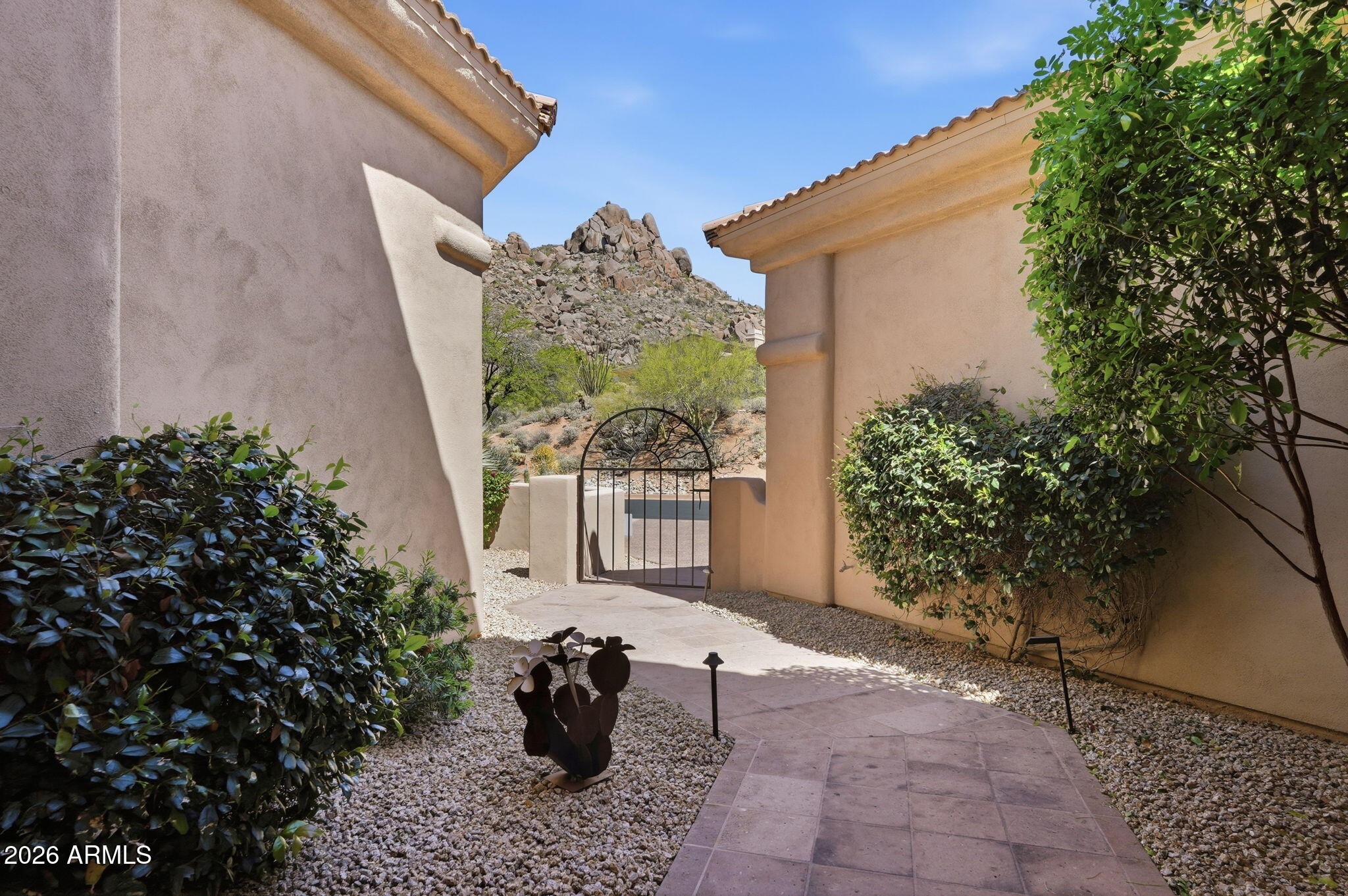 11035 E JUAN TABO Road