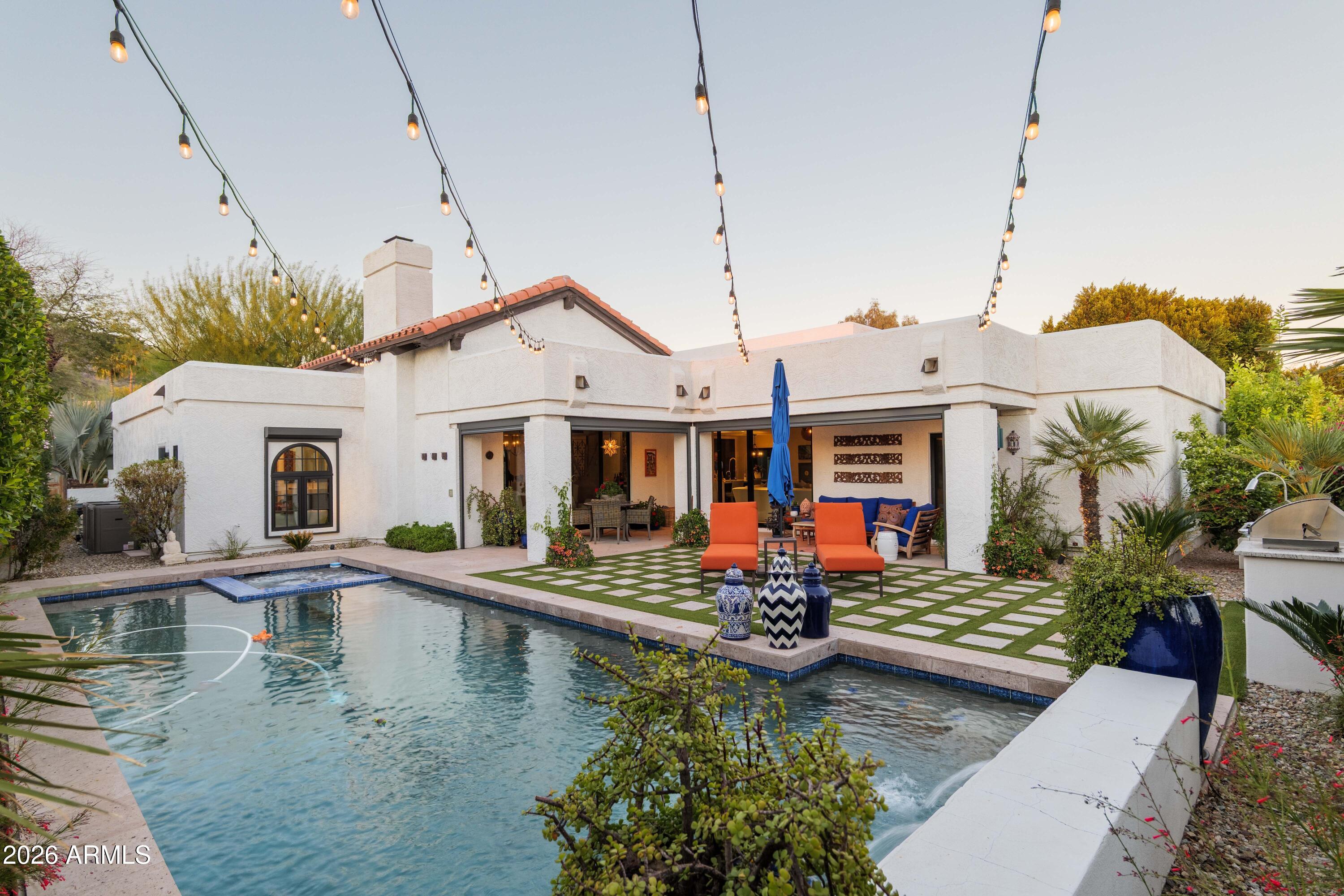 3127 E SIERRA MADRE Way