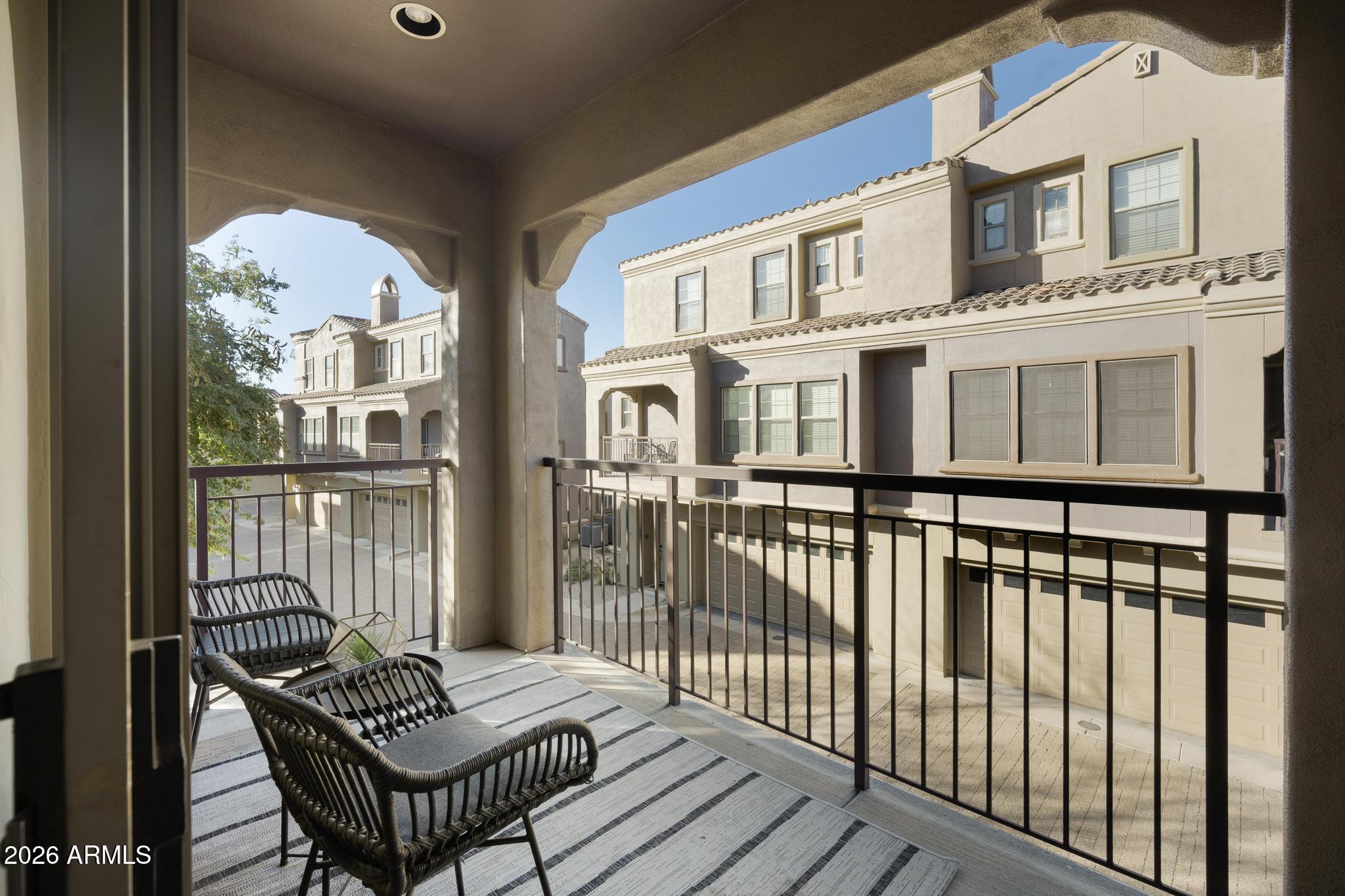 3935 E ROUGH RIDER Road 1112