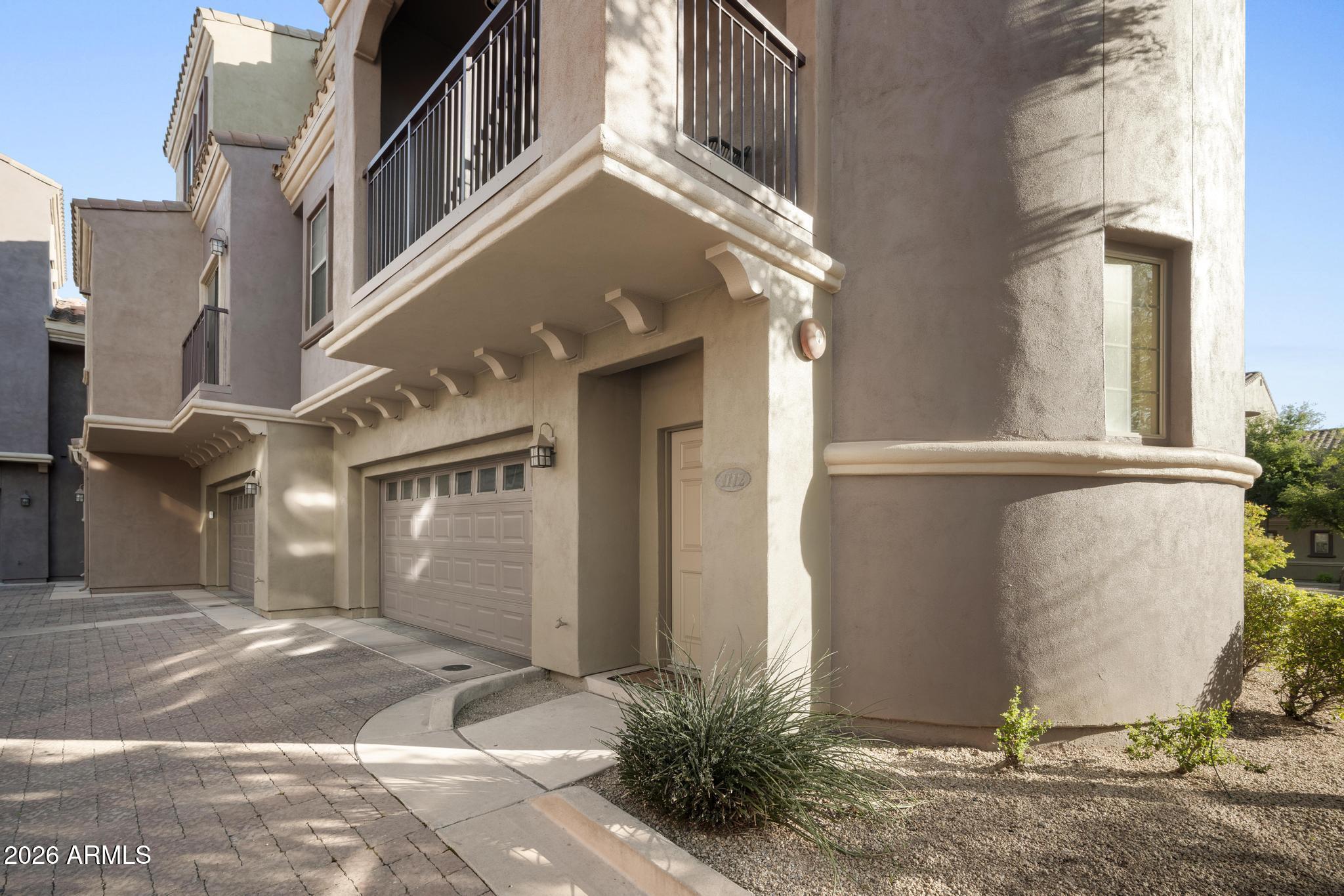 3935 E ROUGH RIDER Road 1112