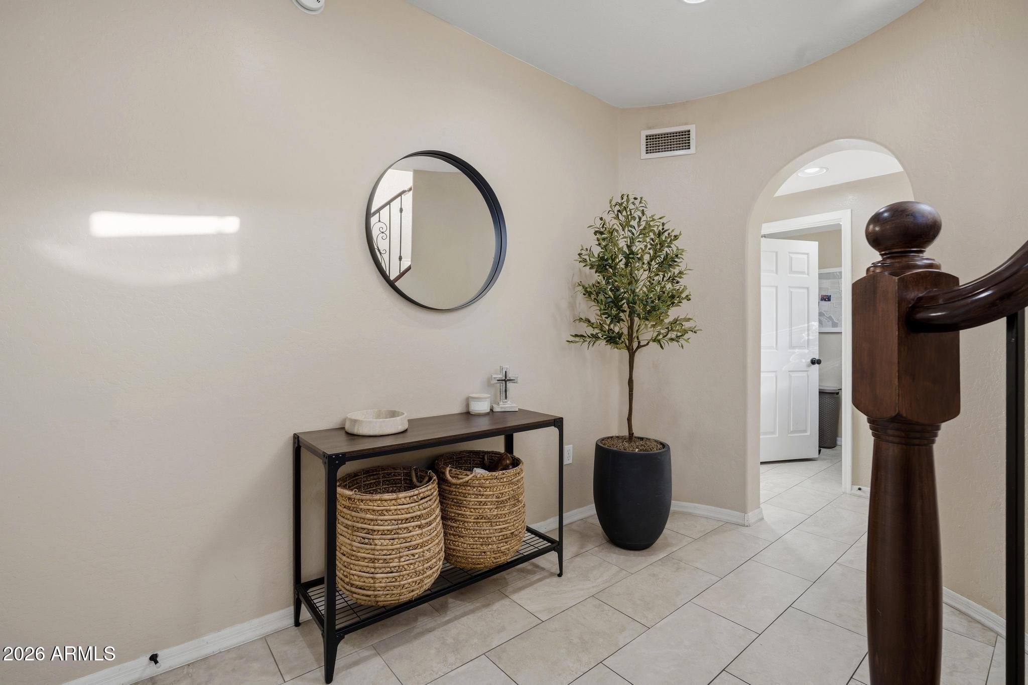 3935 E ROUGH RIDER Road 1112