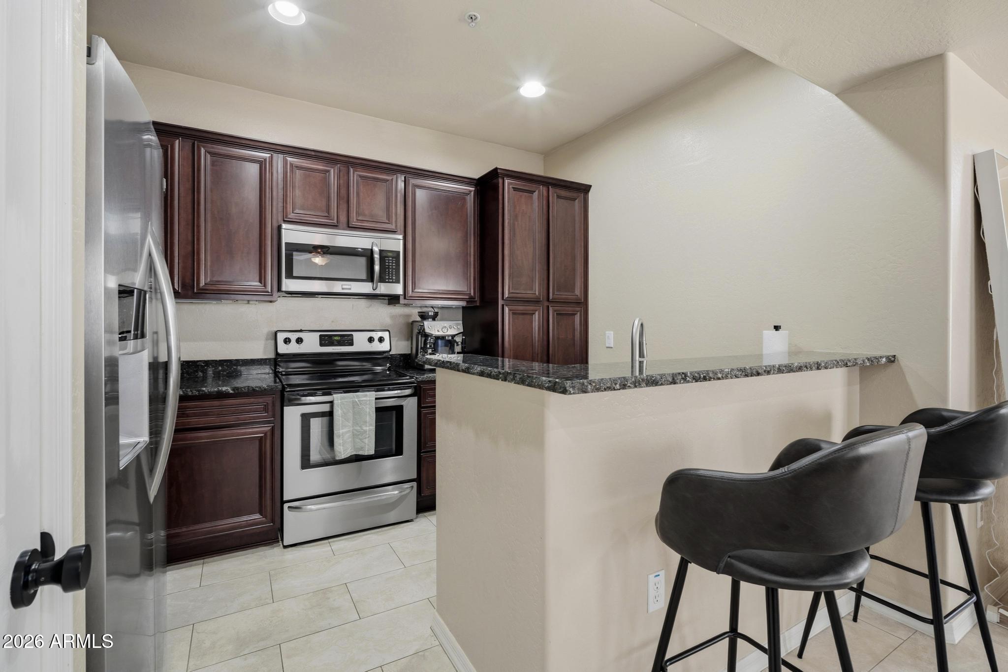 3935 E ROUGH RIDER Road 1112