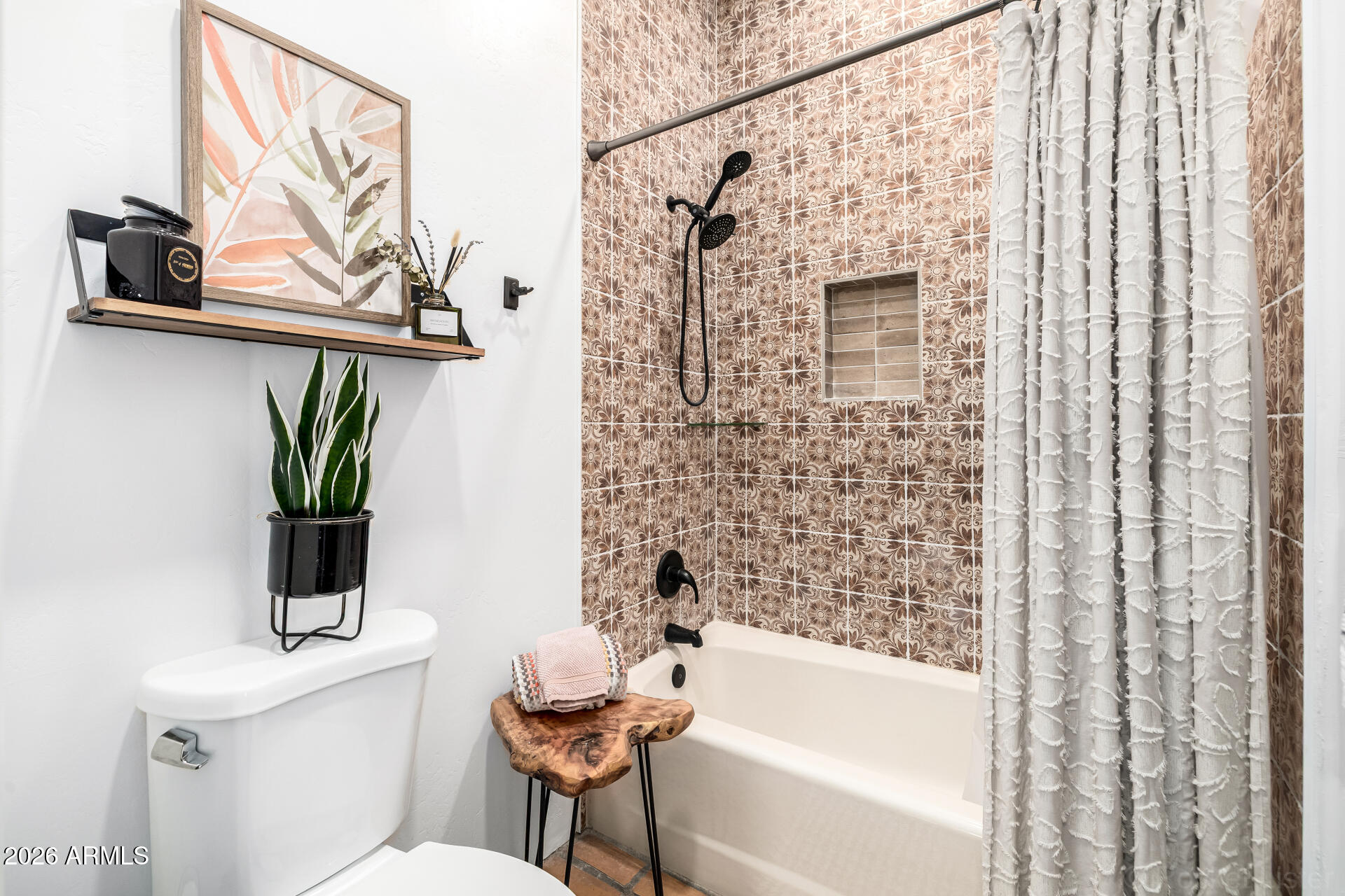 10801 E HAPPY VALLEY Road 24