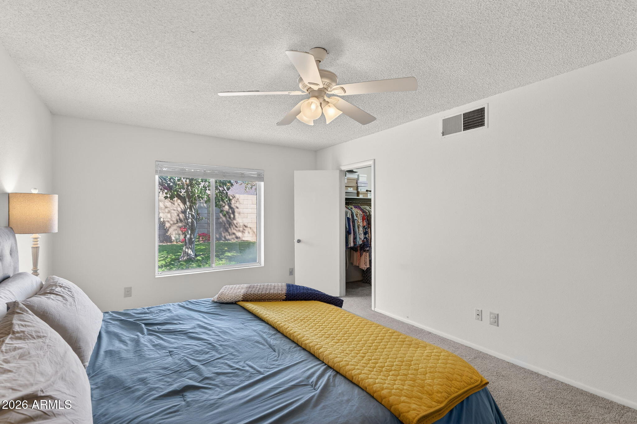 2822 E WILLOW Avenue