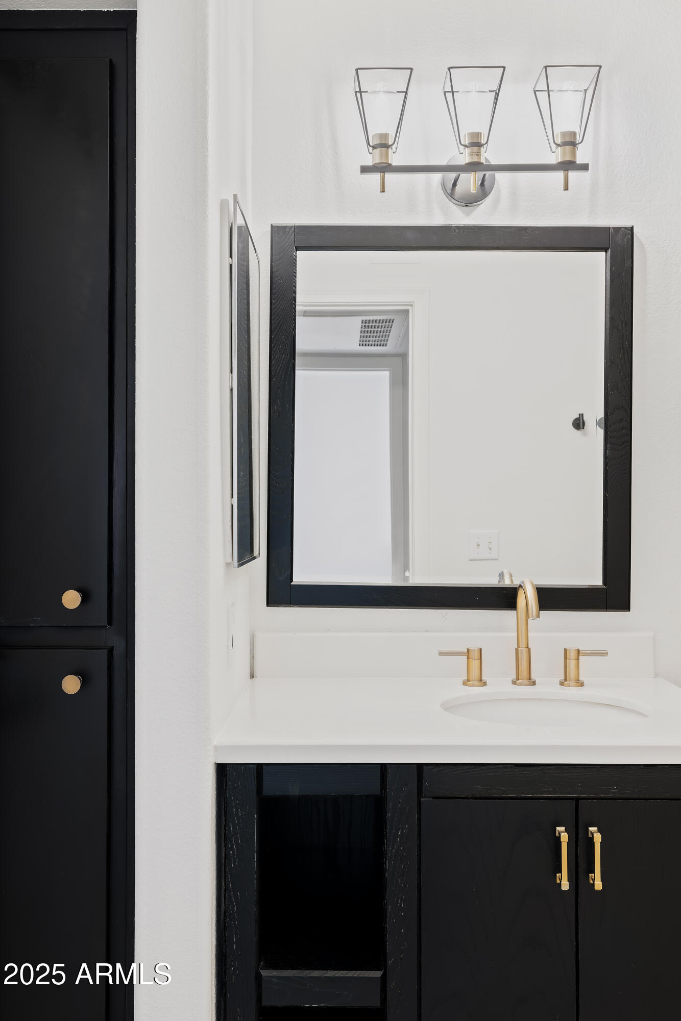 1295 N ASH Street 817