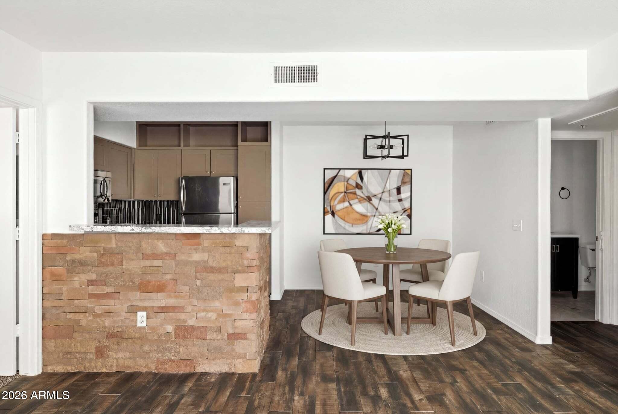 1295 N ASH Street 817