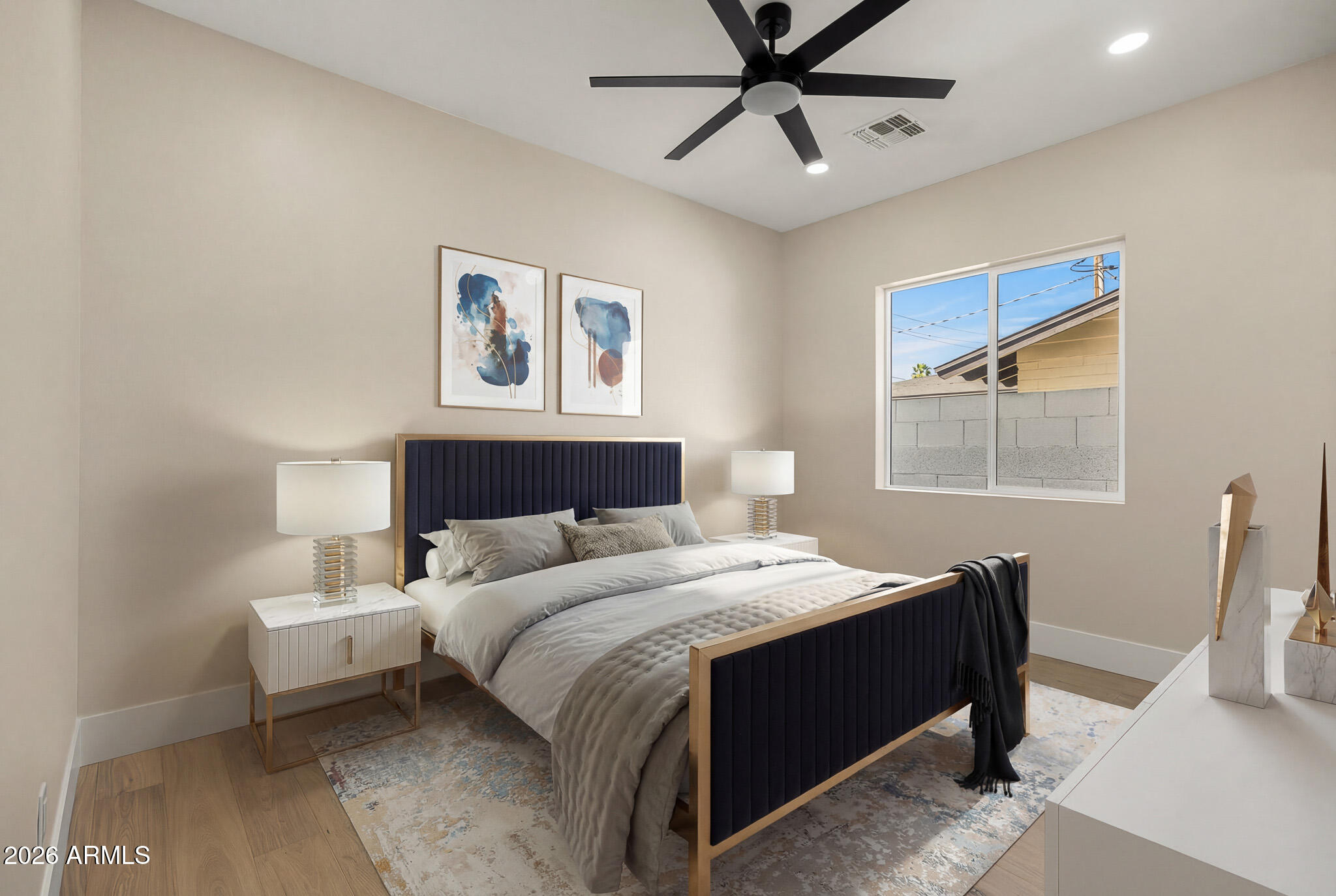 3002 N 53RD Place