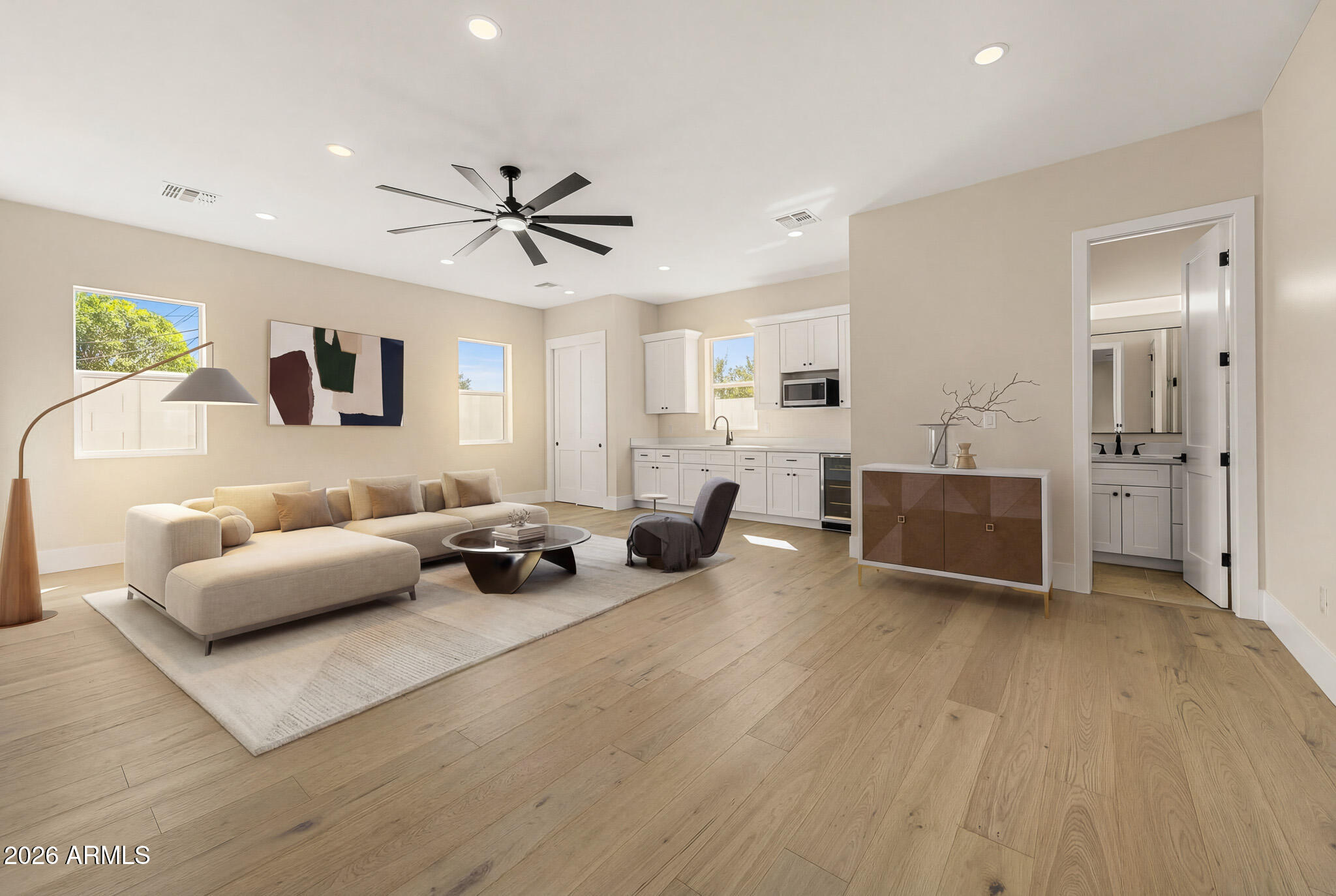 3002 N 53RD Place