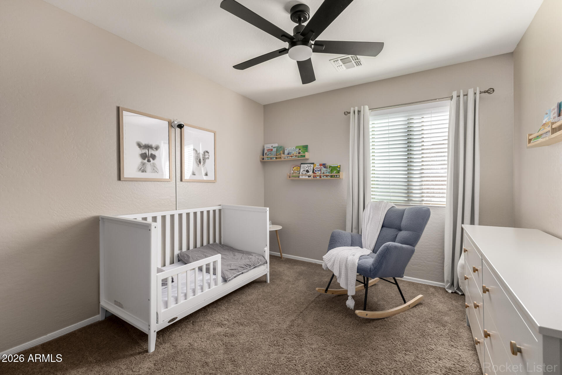 8511 W JOCELYN Terrace