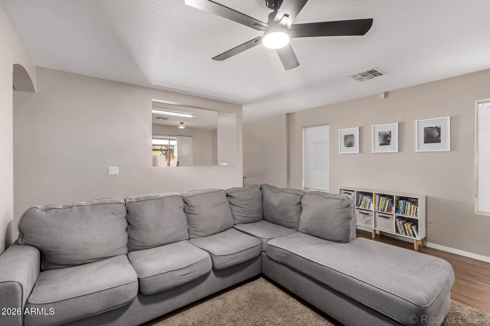 8511 W JOCELYN Terrace