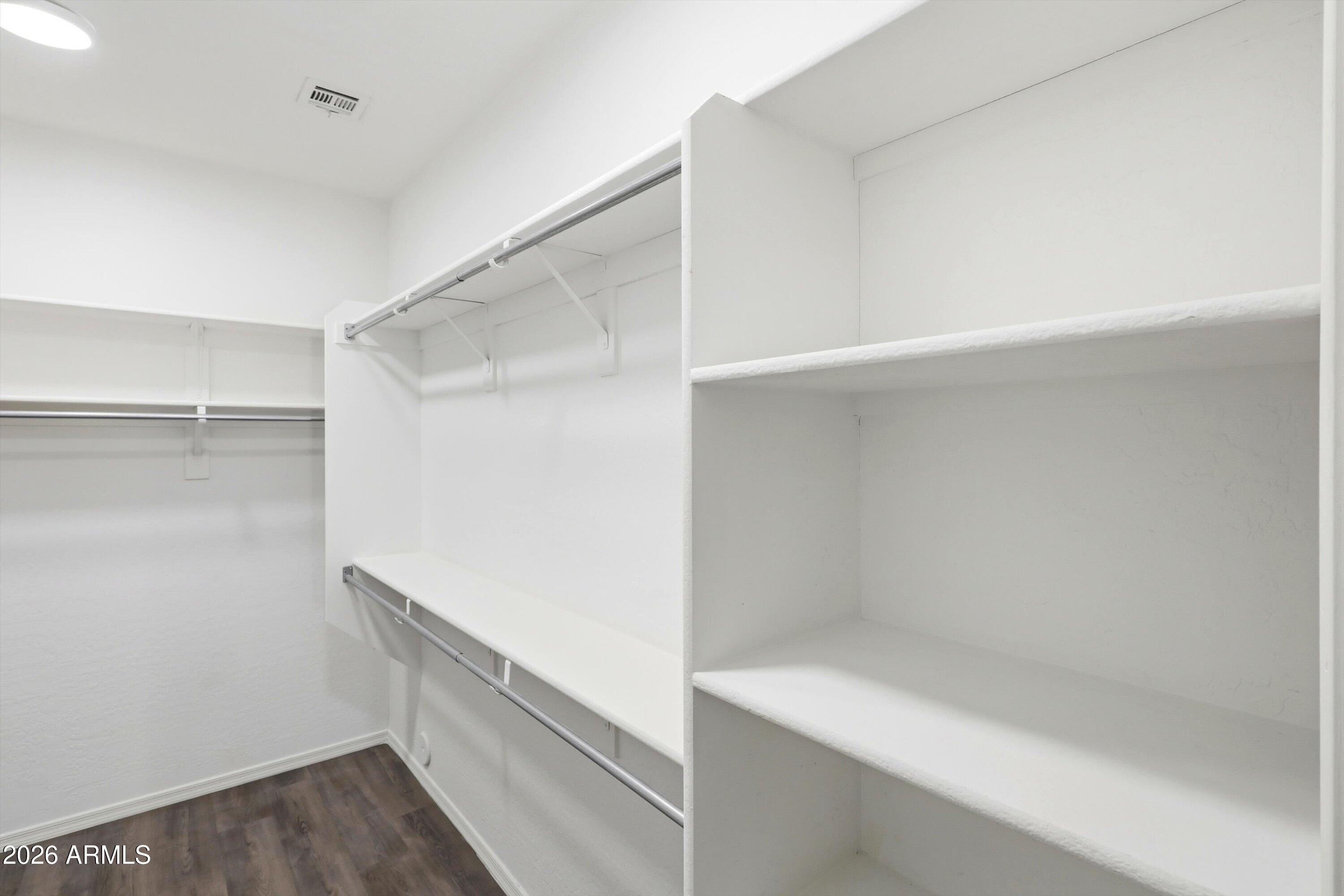 380 E MOUNTAIN VIEW Road