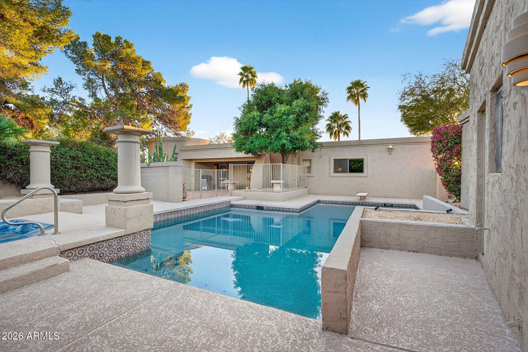 8320 E CALLE DE ALEGRIA