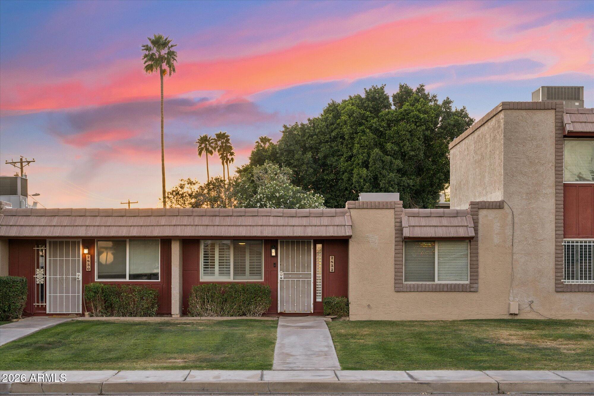 2832 N GRANITE REEF Road