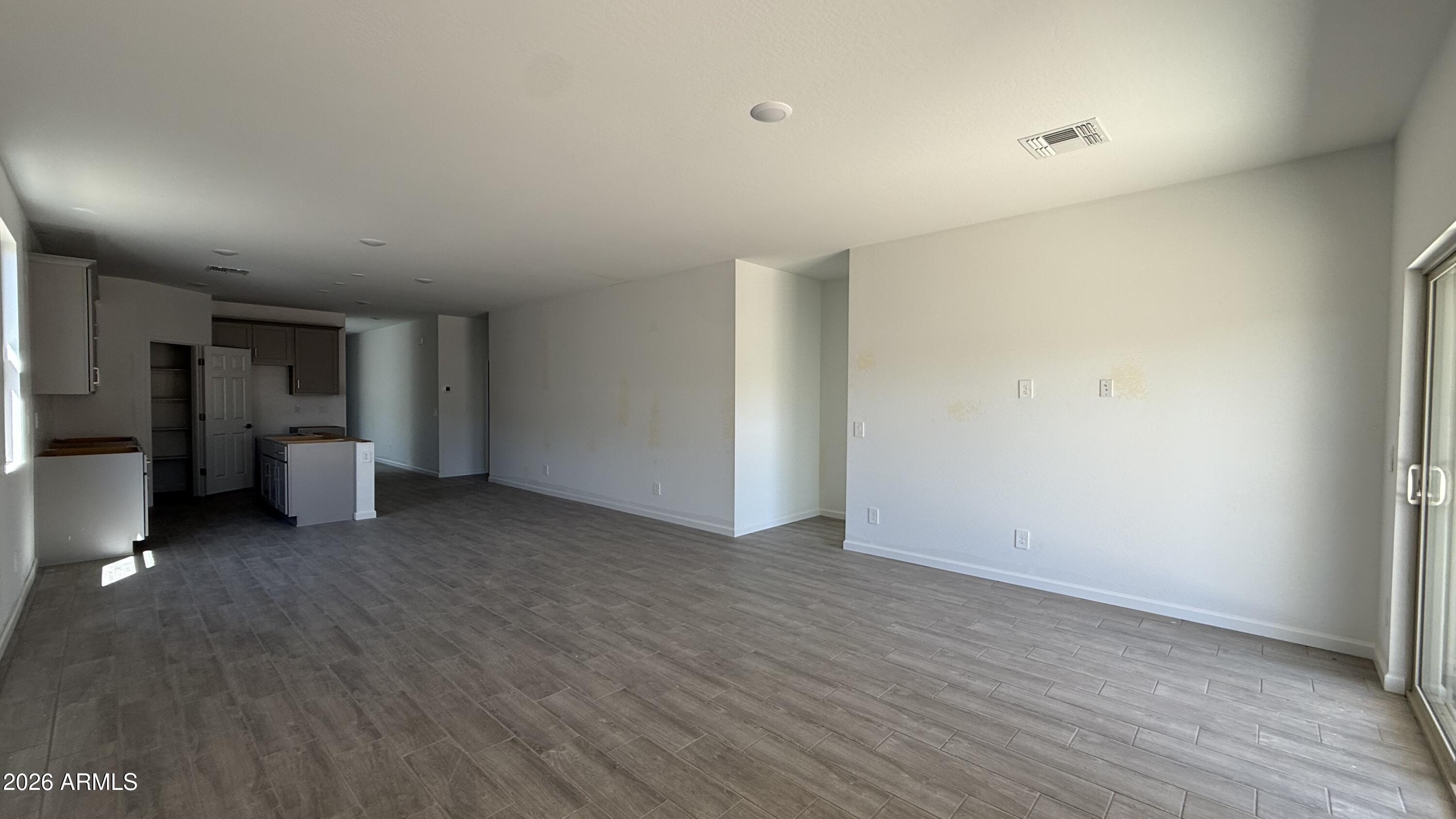 47623 W KENNER Drive