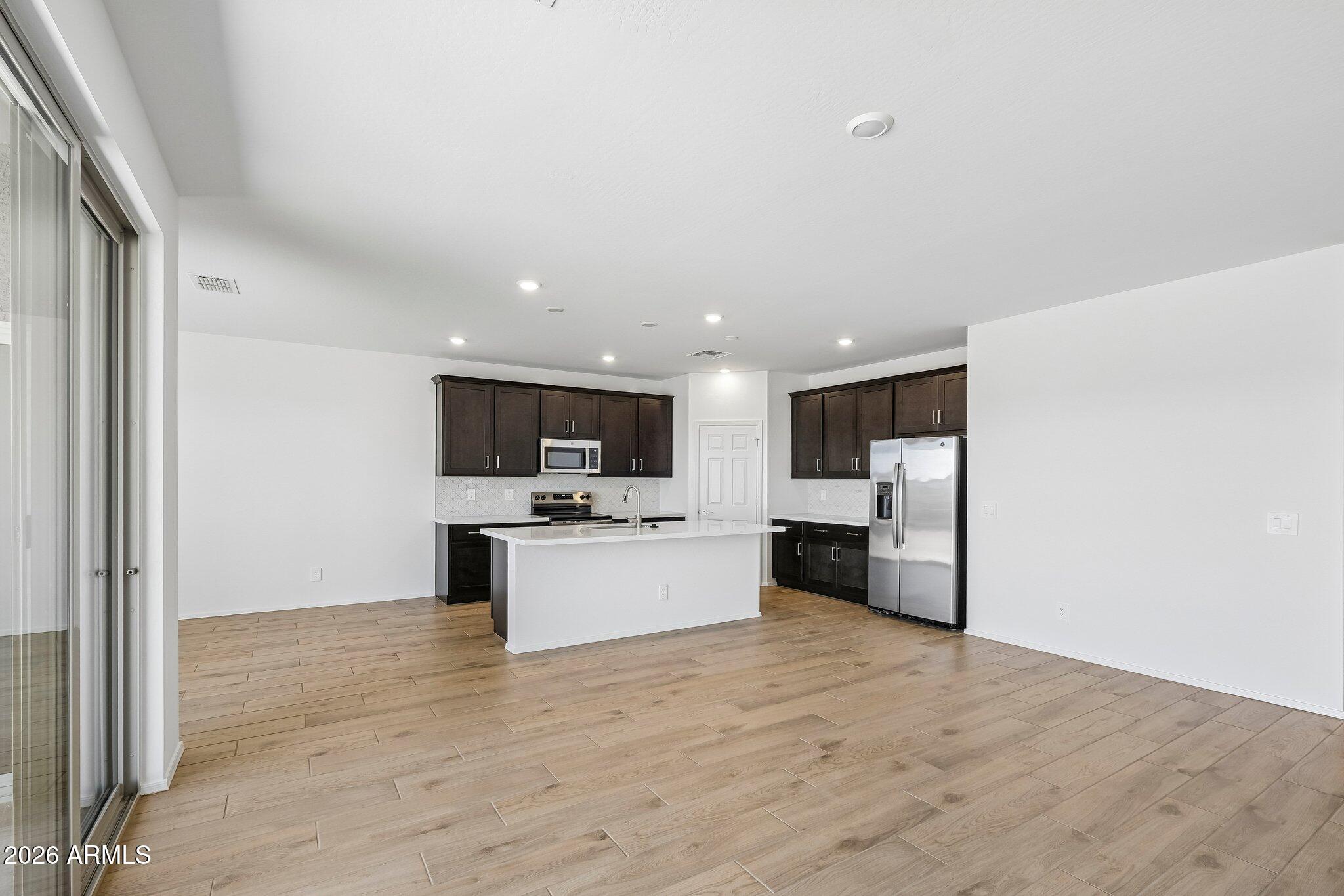 24079 W HUNTINGTON Drive