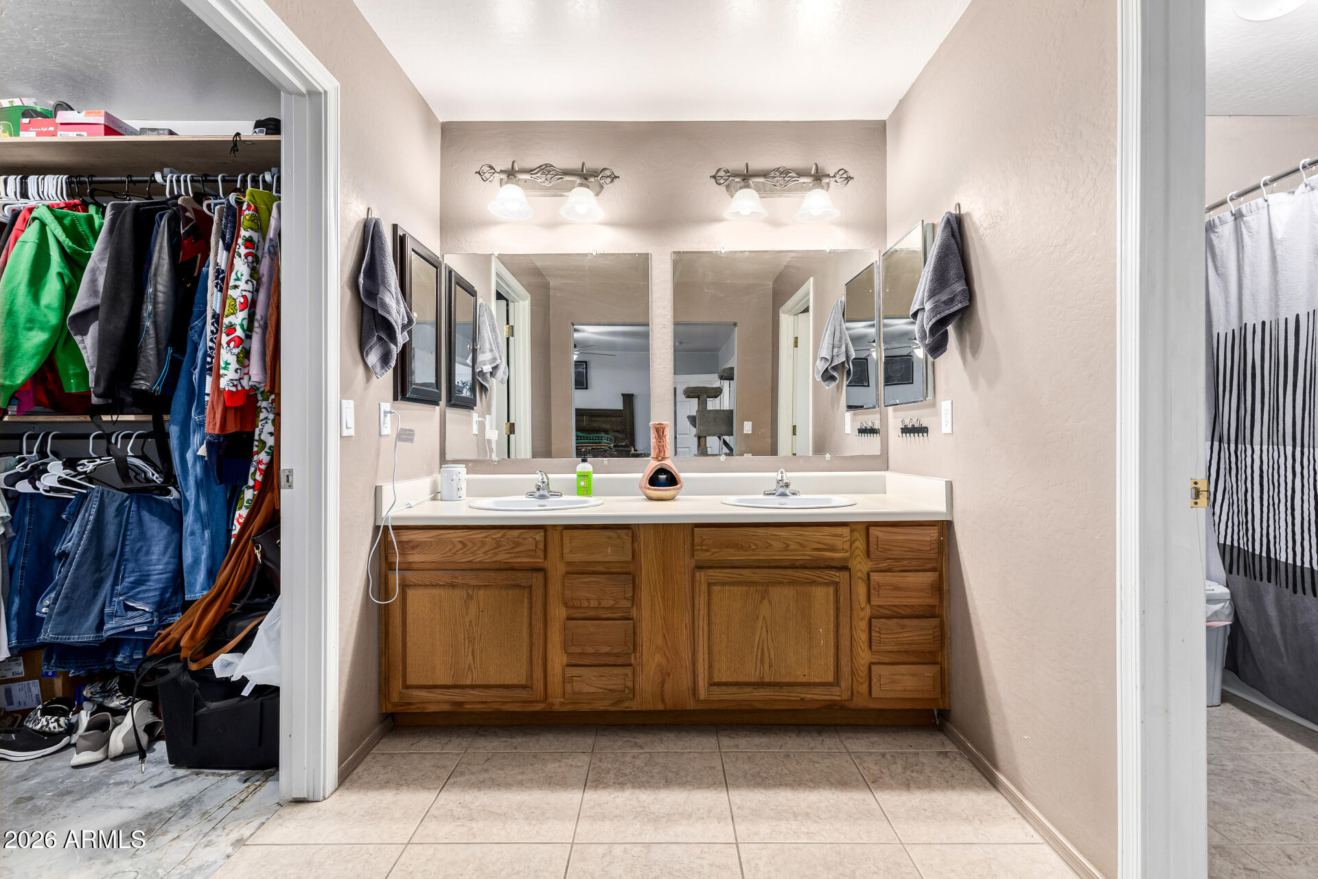 34214 W WAYLAND Drive