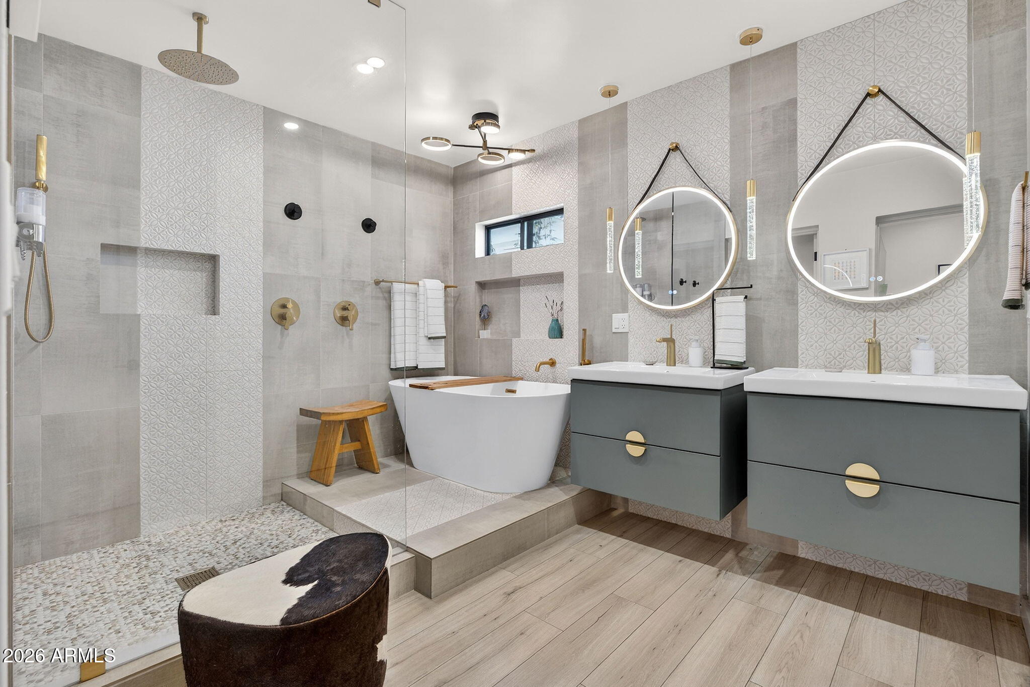 938 W Portland Street