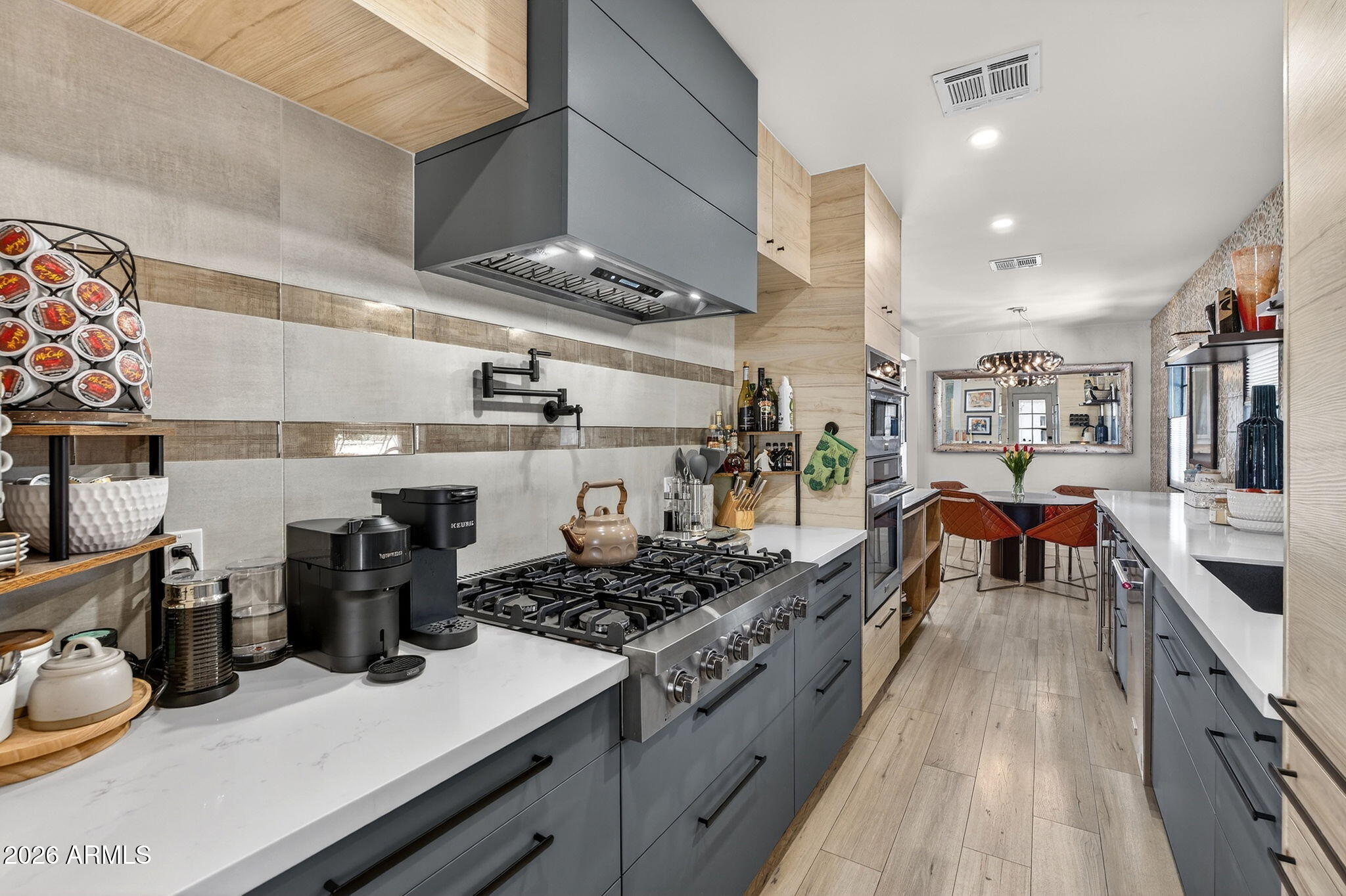 938 W Portland Street