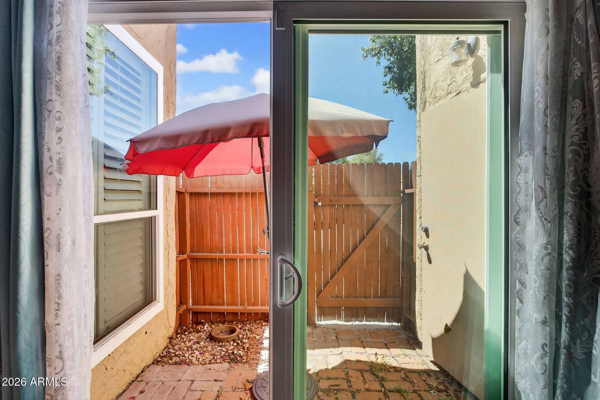 1048 E PUEBLO Road