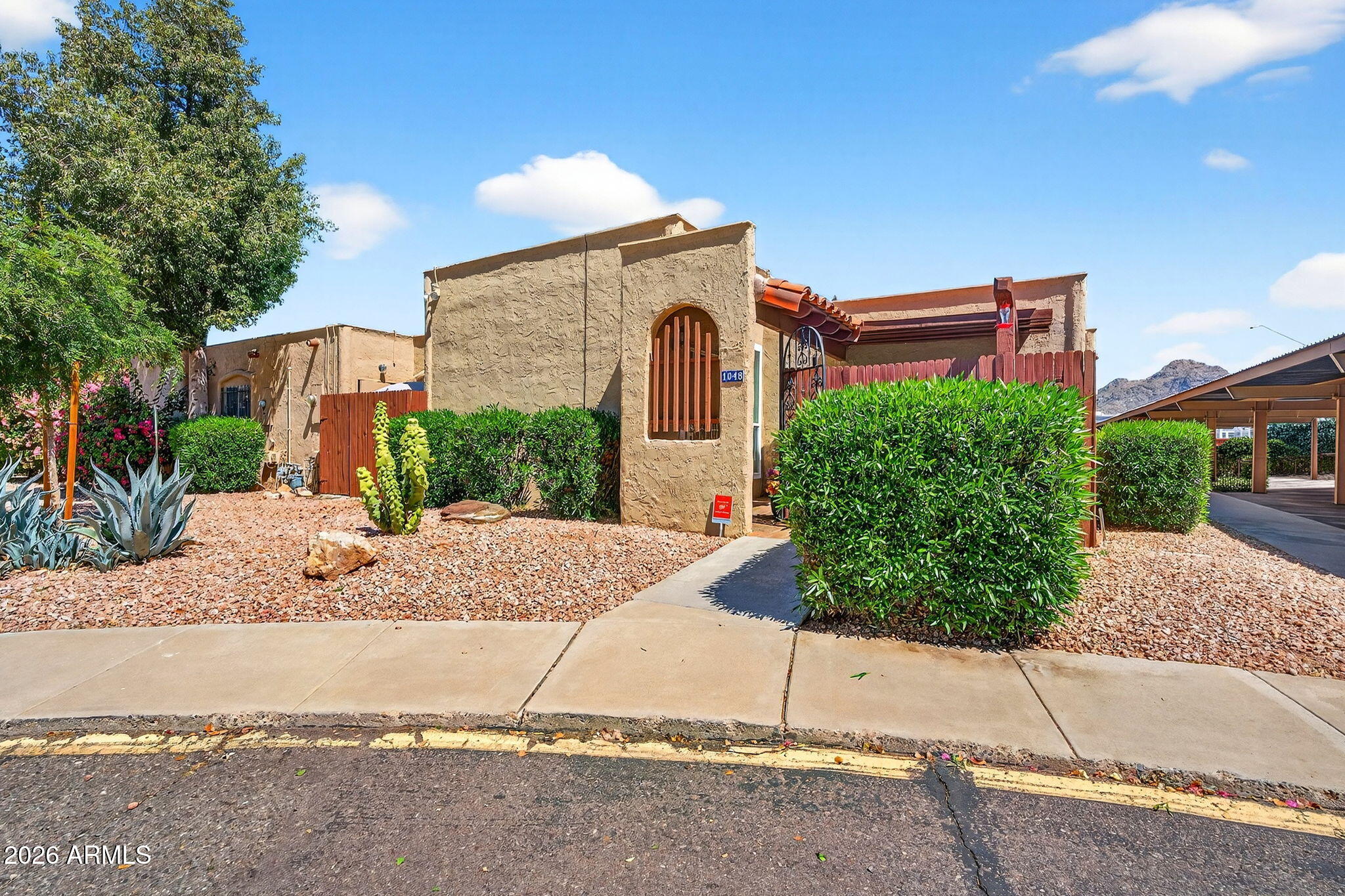 1048 E PUEBLO Road