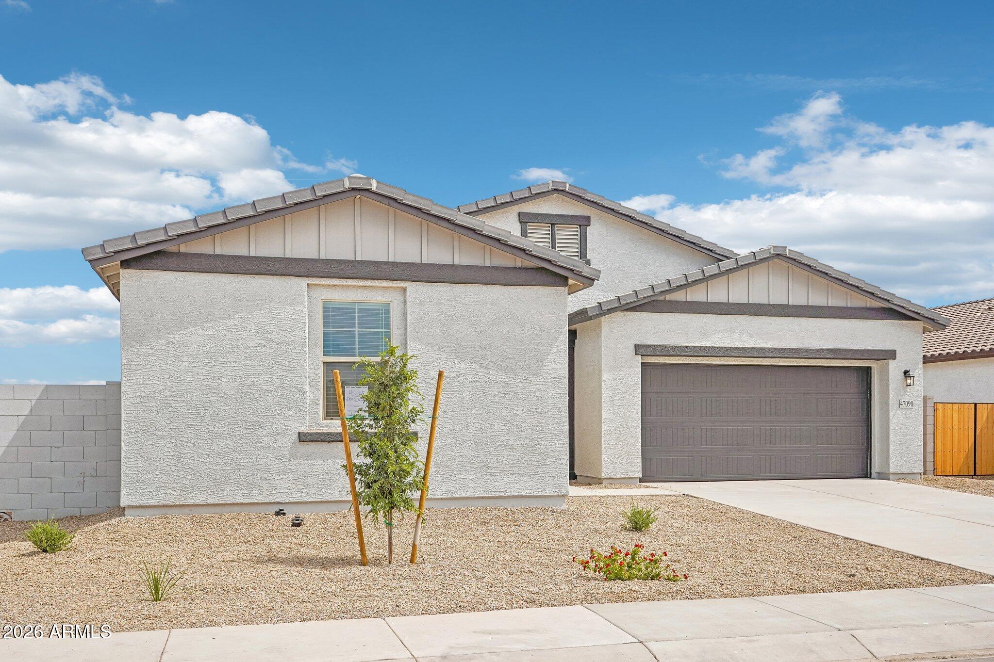 47090 W PECAN WOODS