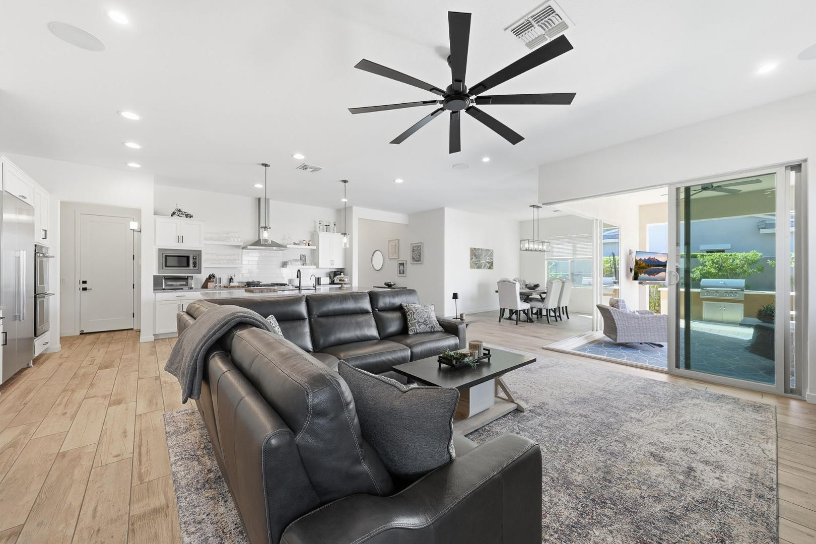 4416 E Roy Rogers Road