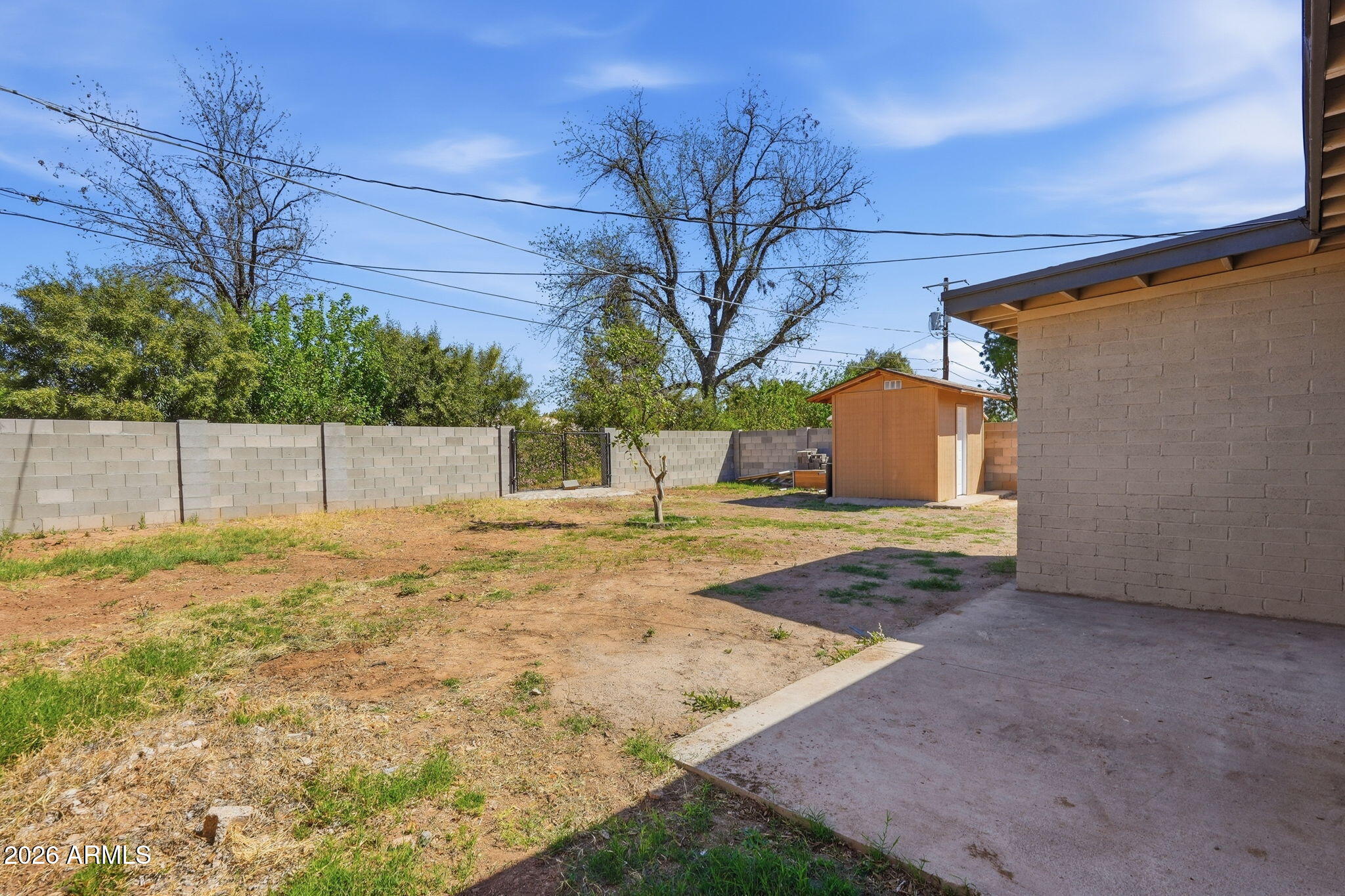 1020 E NIELSON Avenue