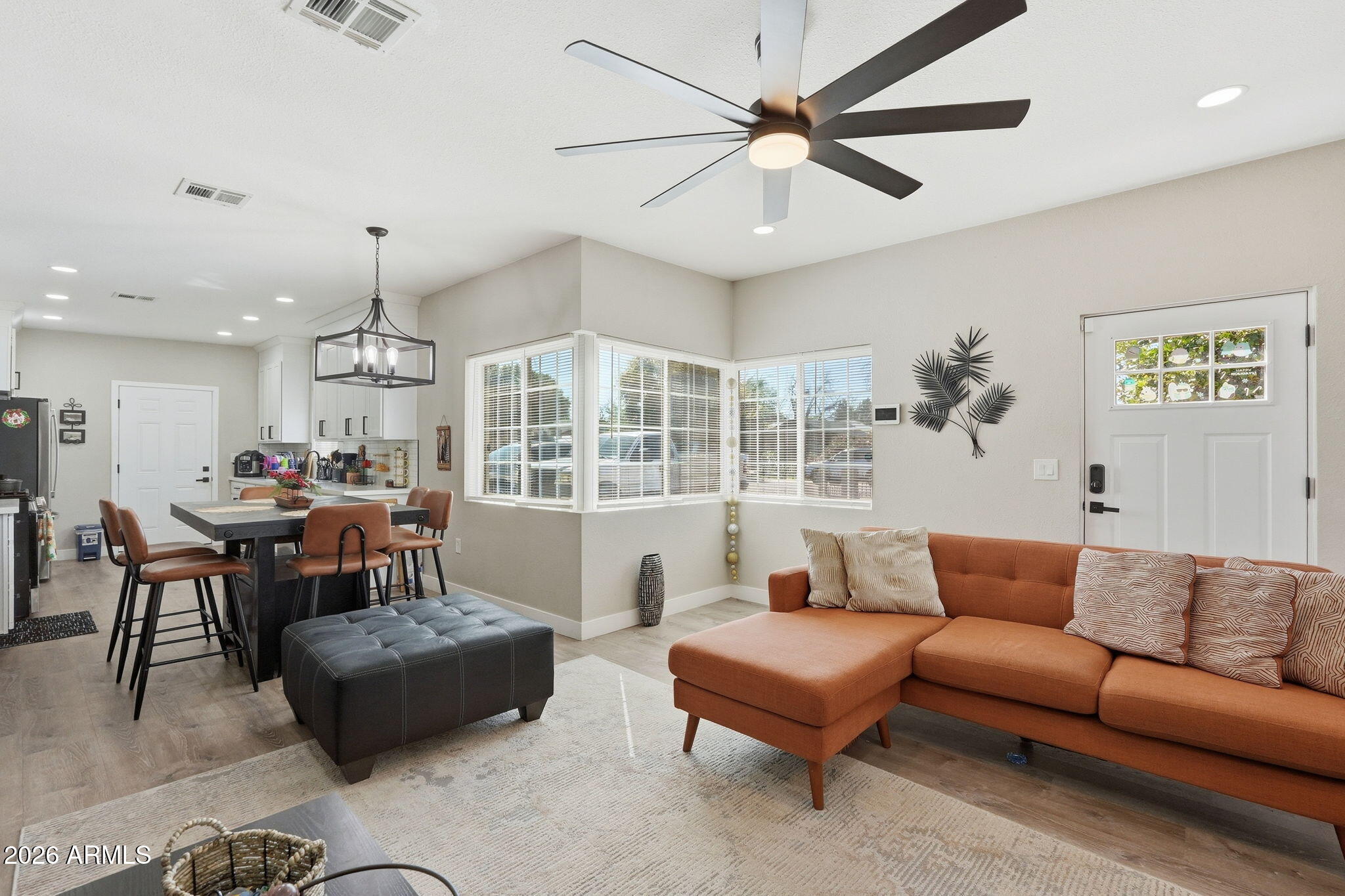 1020 E NIELSON Avenue