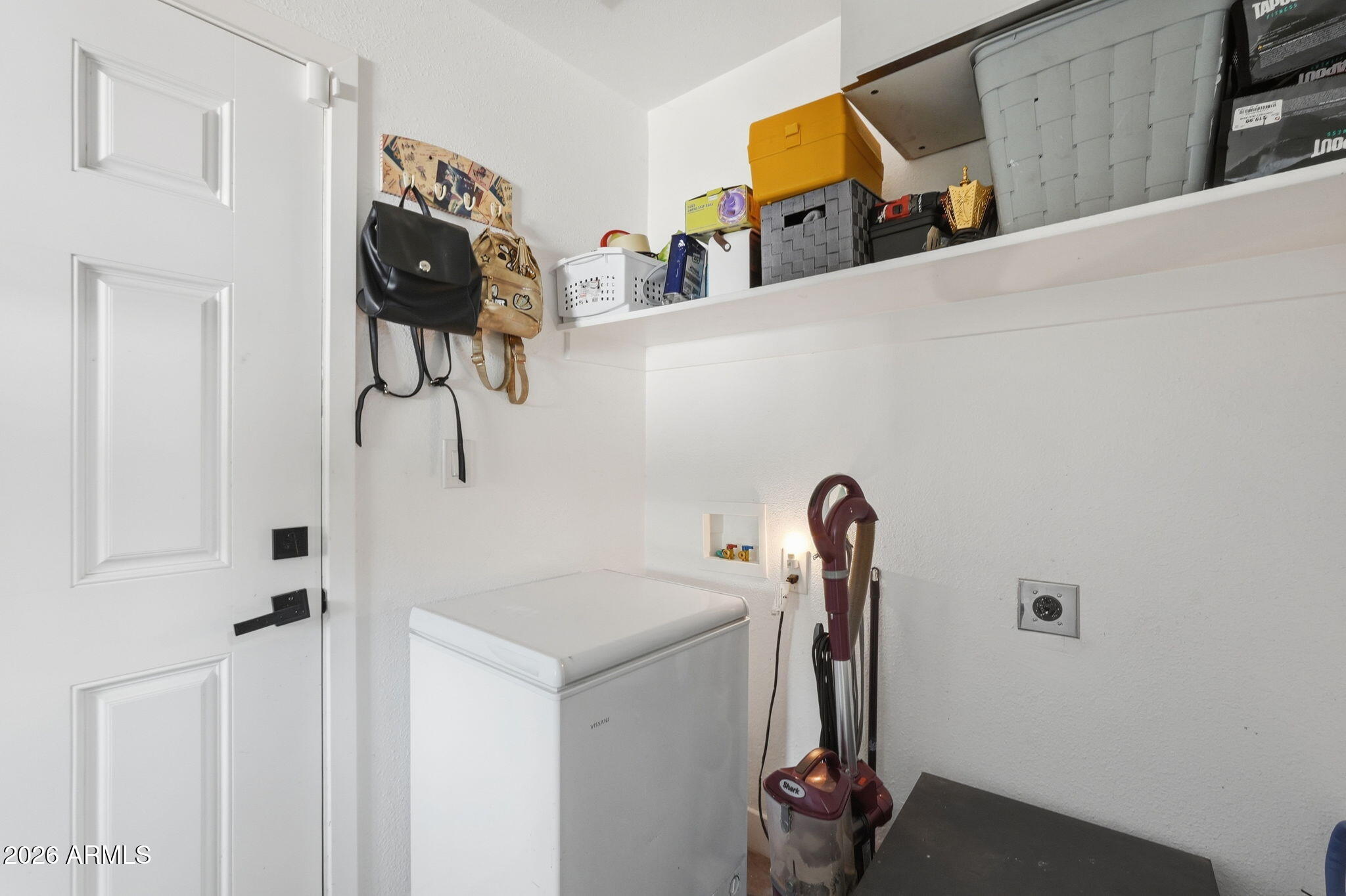 1020 E NIELSON Avenue