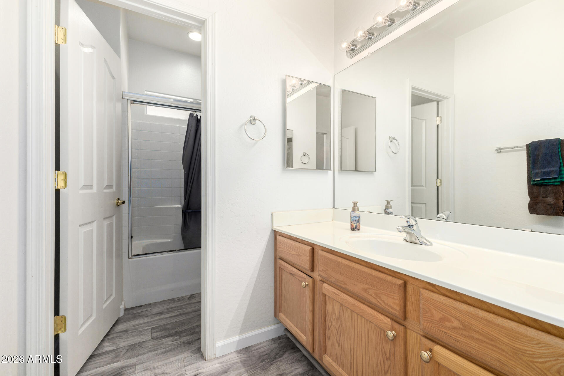 22708 E CARLA VISTA Drive