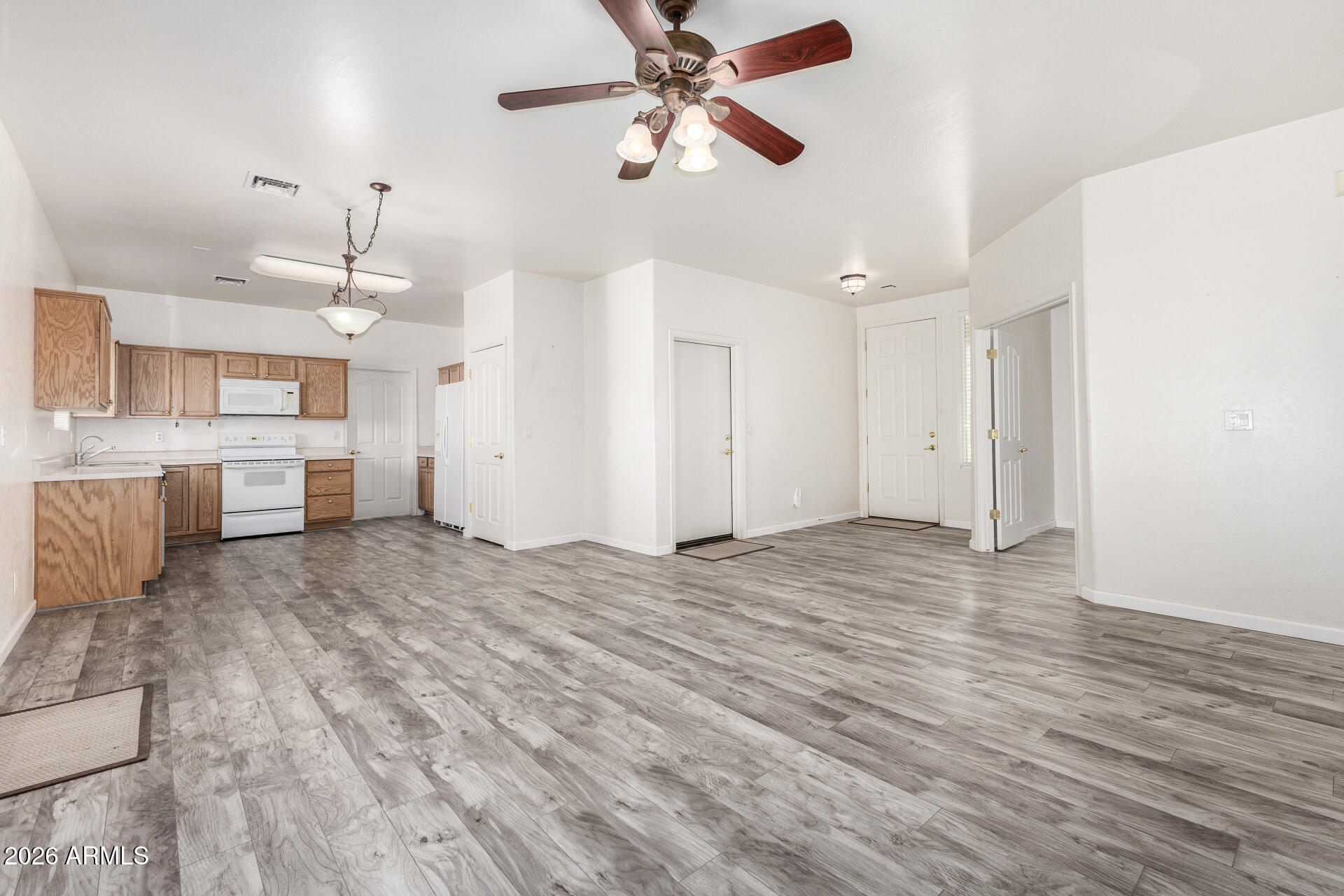 22708 E CARLA VISTA Drive