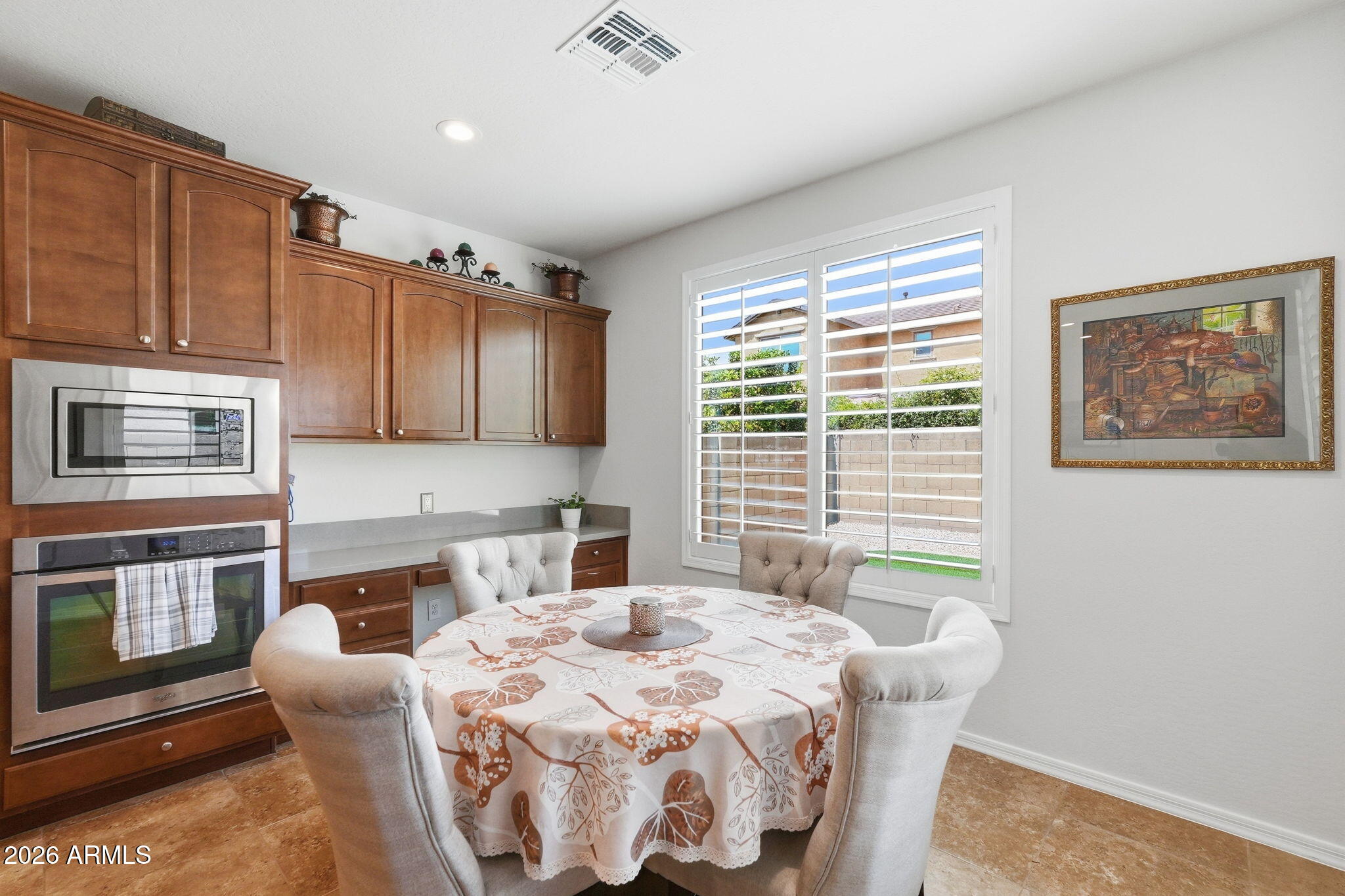 3608 E SALTER Drive