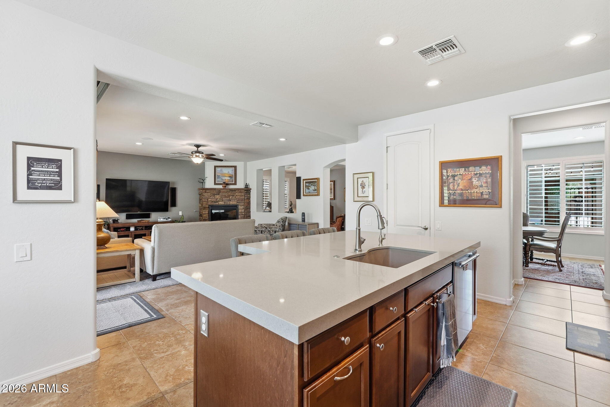 3608 E SALTER Drive