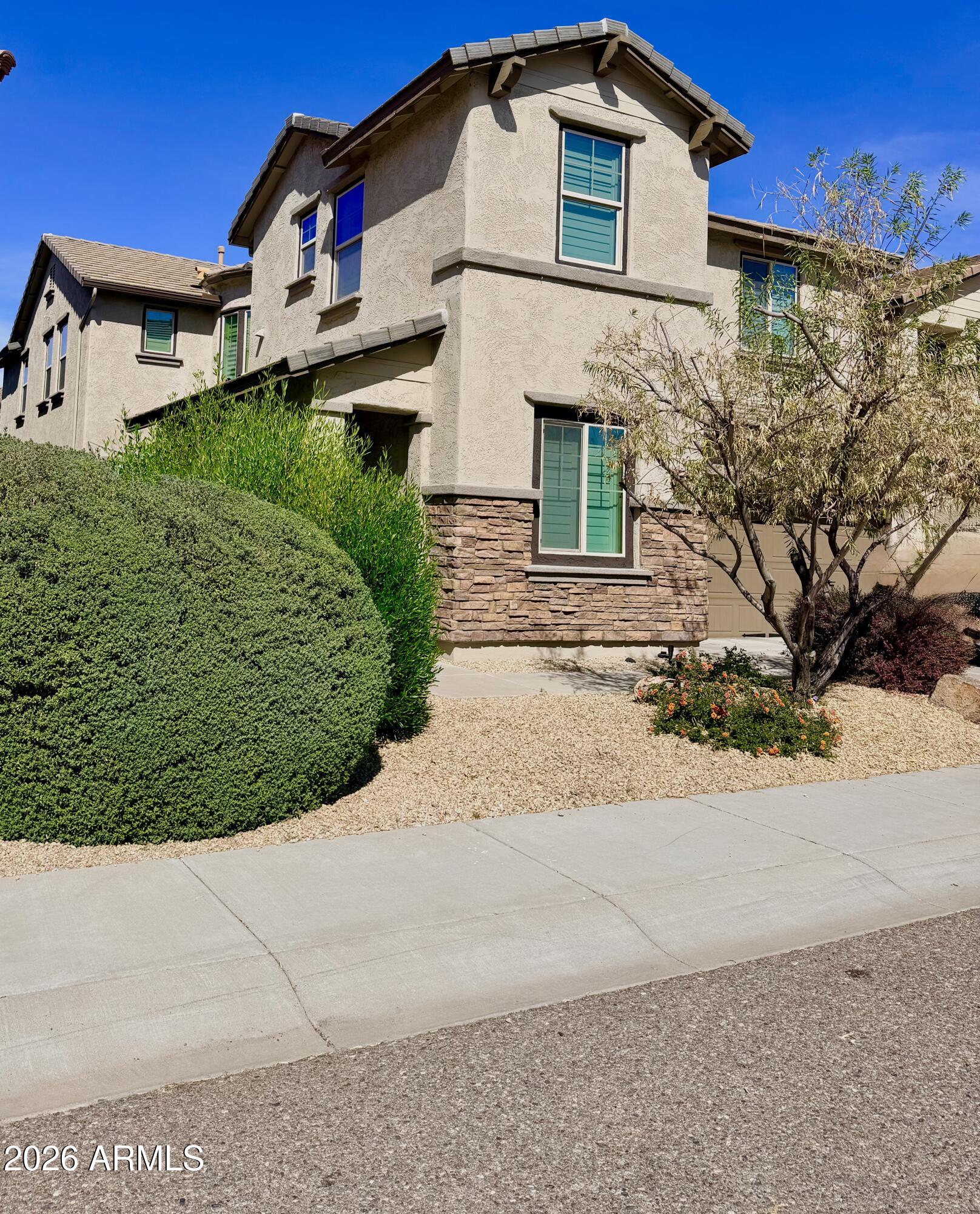 3608 E SALTER Drive