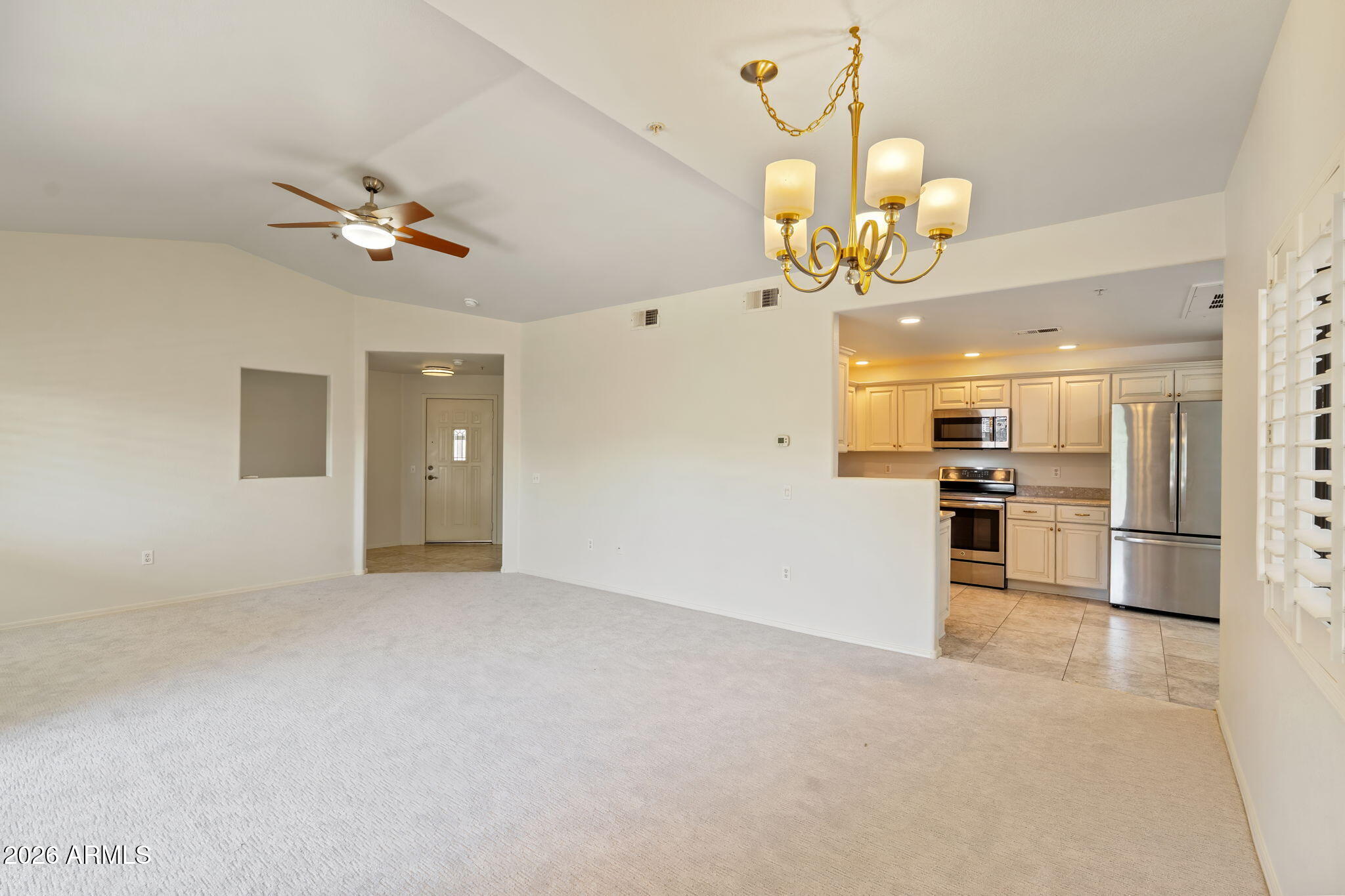 9455 E RAINTREE Drive 2006