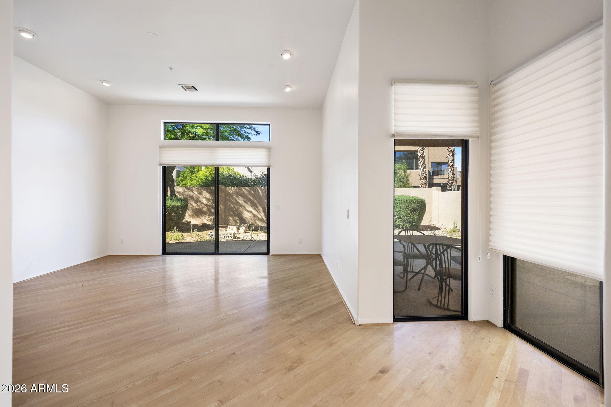 8352 E LAS ESTANCIAS Street