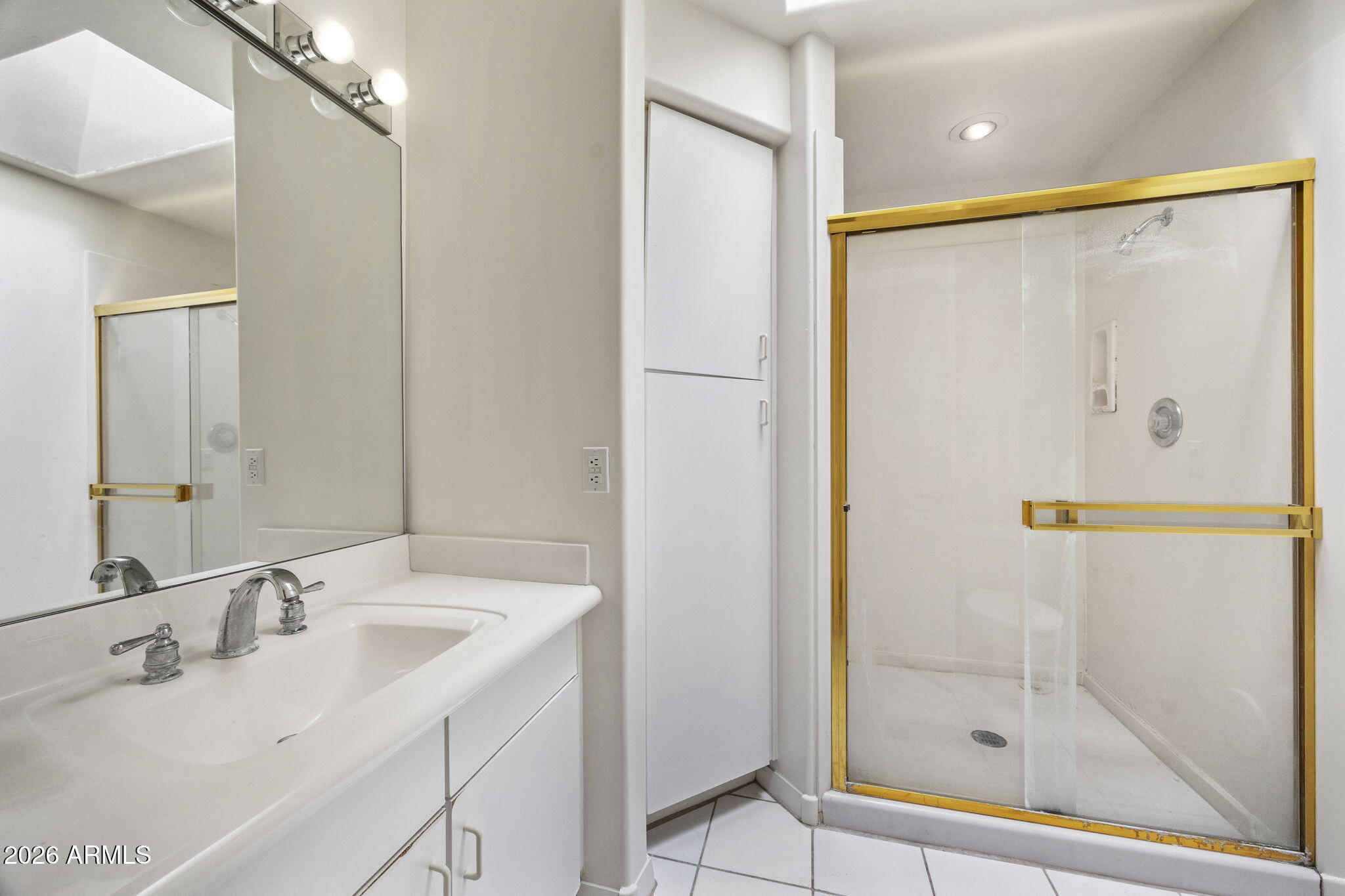 8352 E LAS ESTANCIAS Street