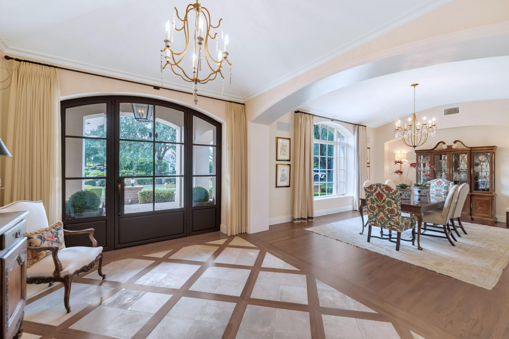 6248 E Montecito Avenue