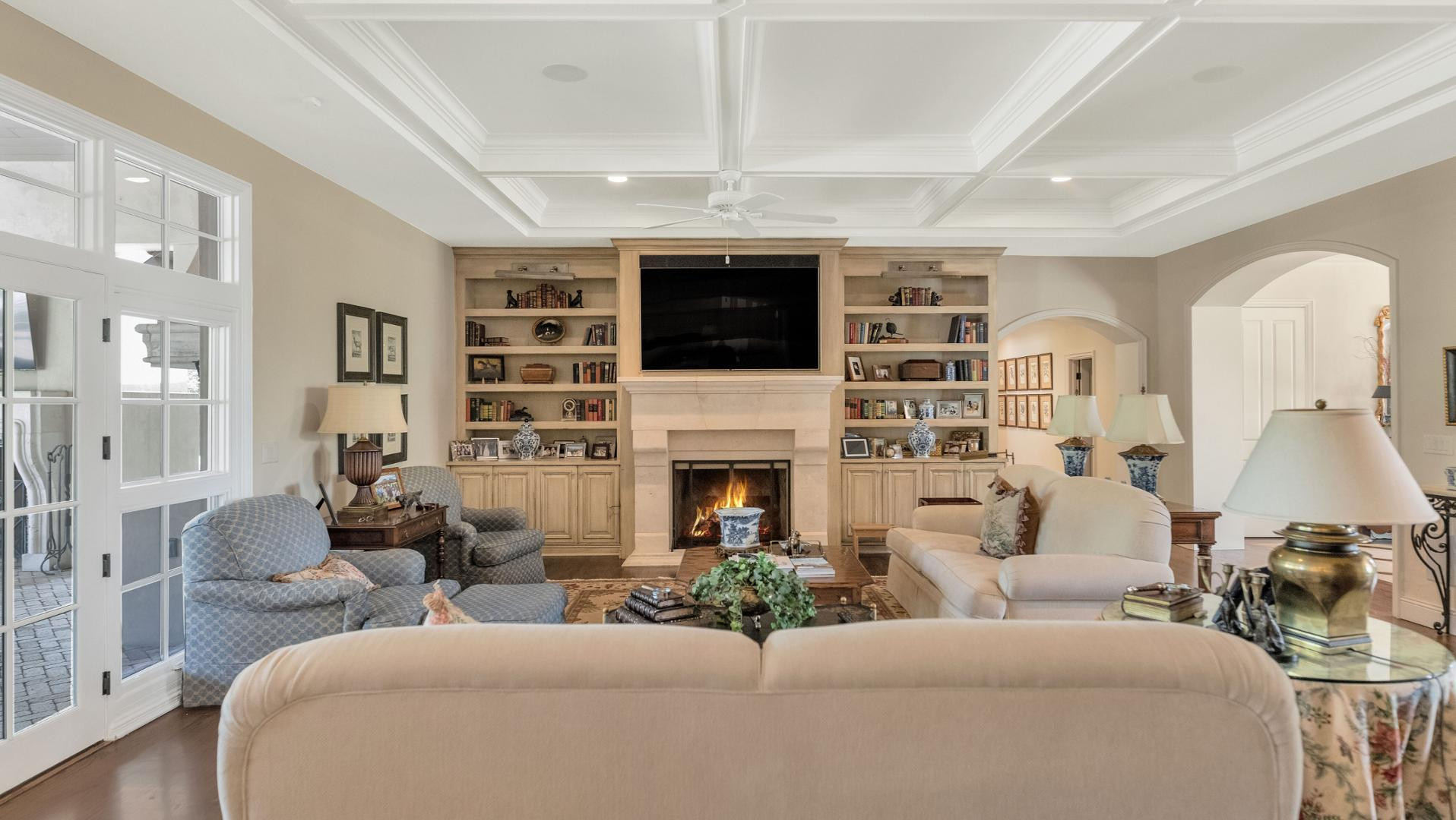 6248 E Montecito Avenue