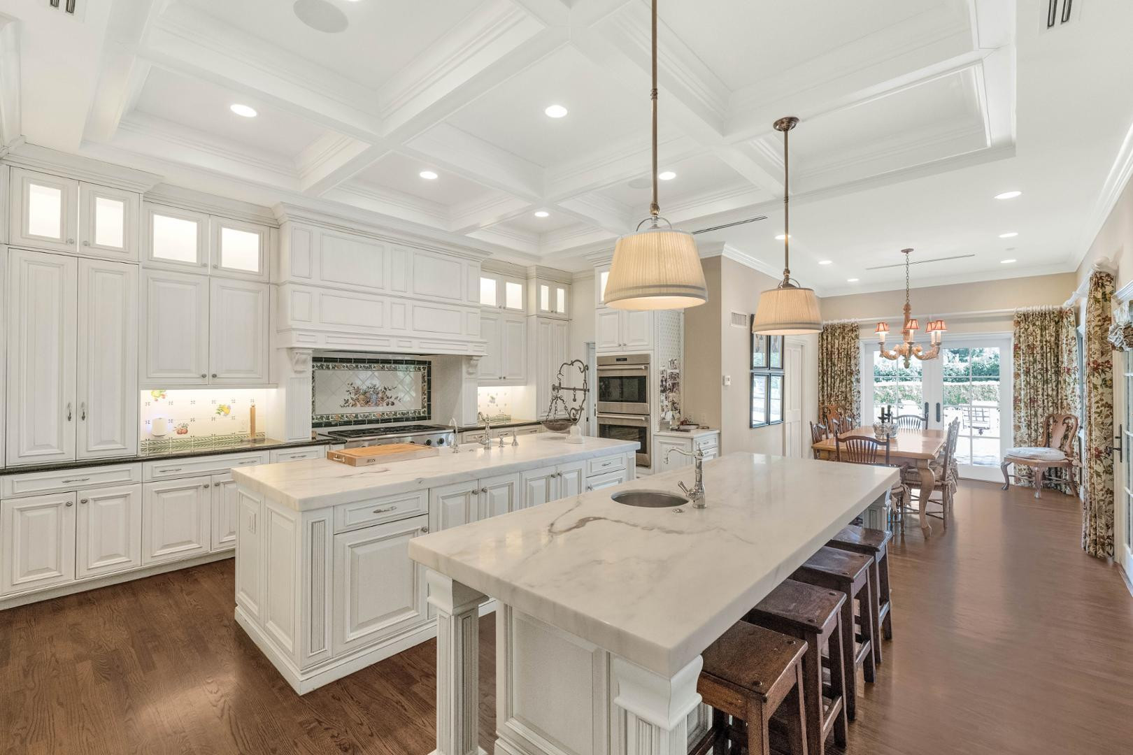 6248 E Montecito Avenue