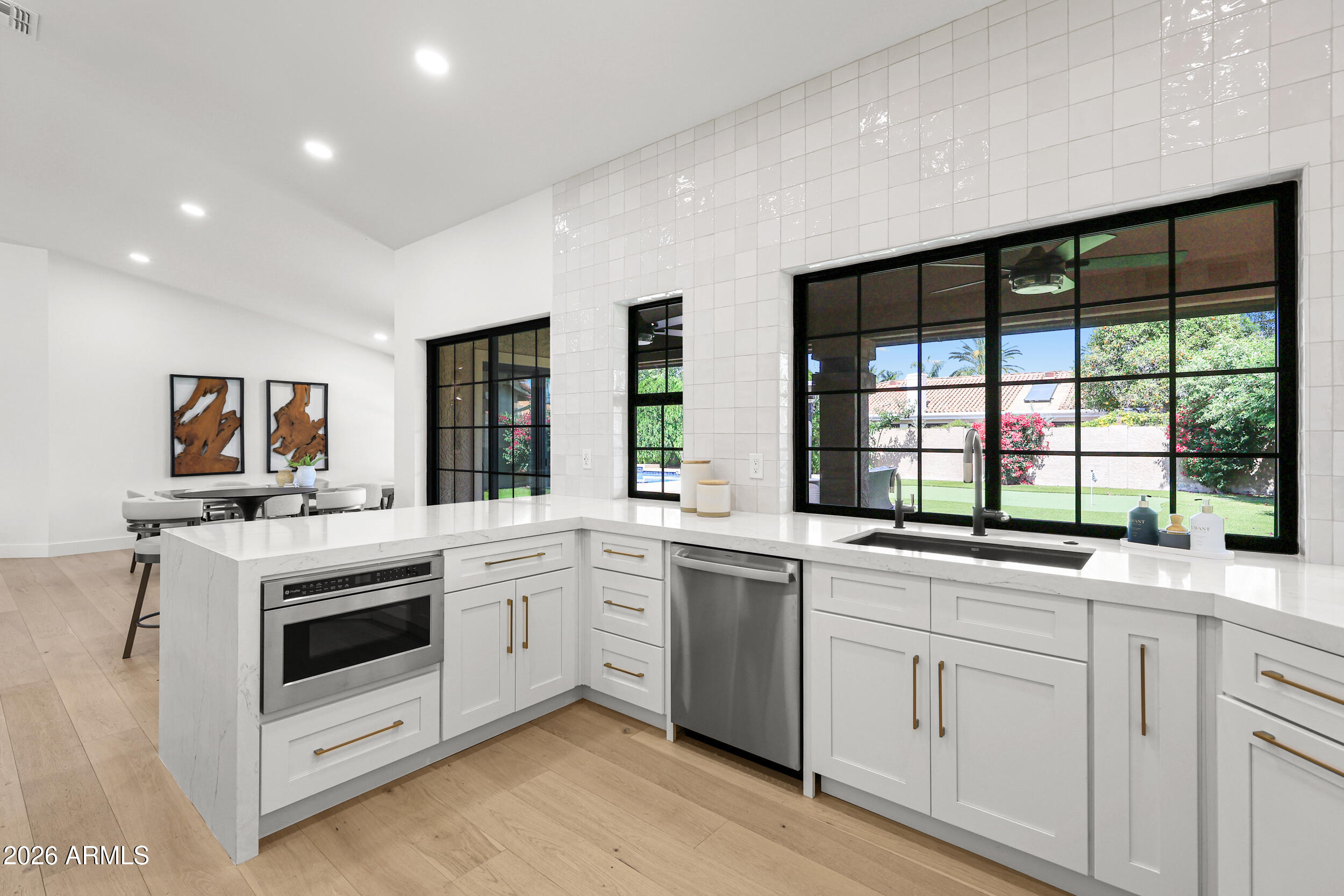 8572 E SAN FELIPE Drive