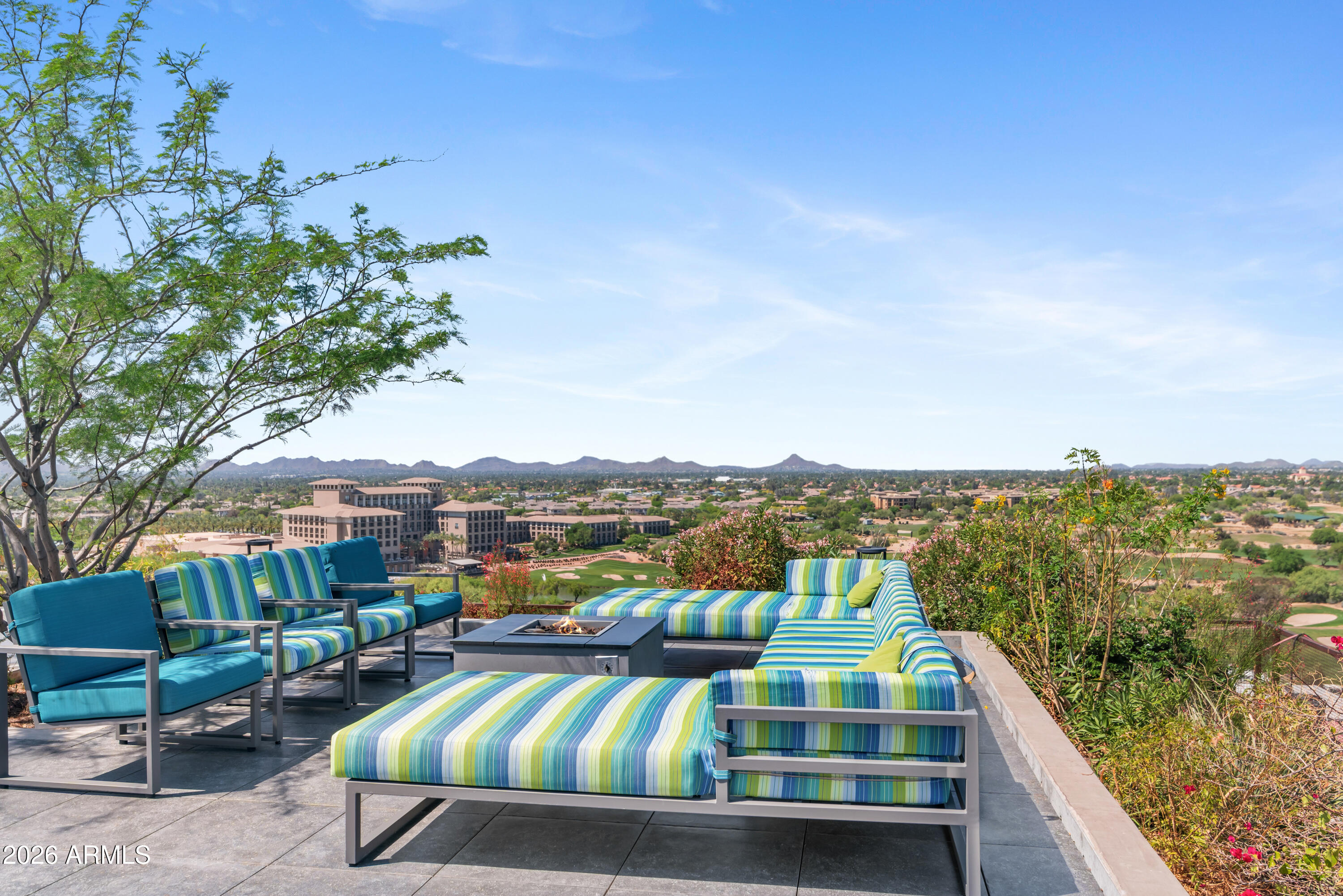 7120 E Kierland Boulevard 915