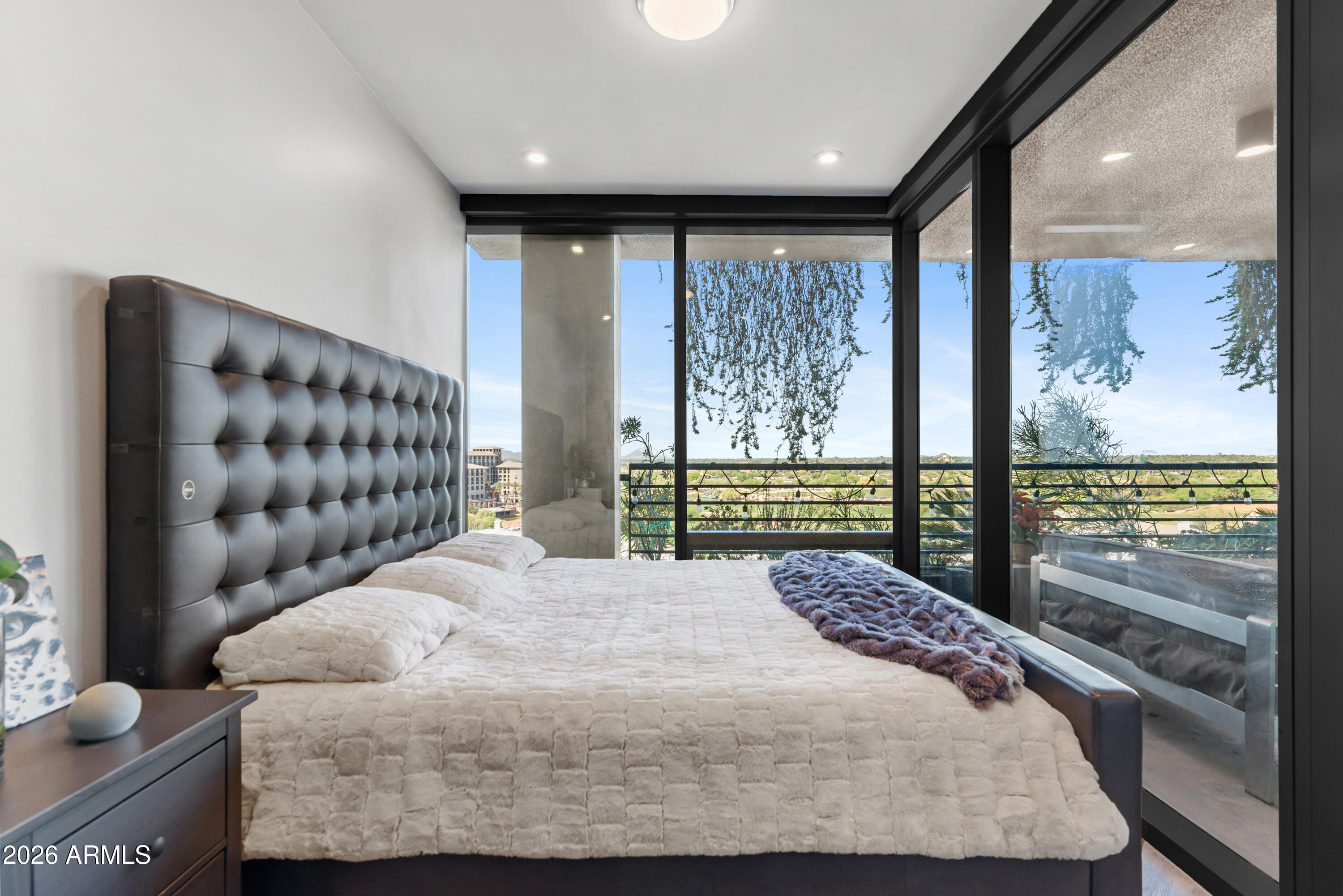 7120 E Kierland Boulevard 915