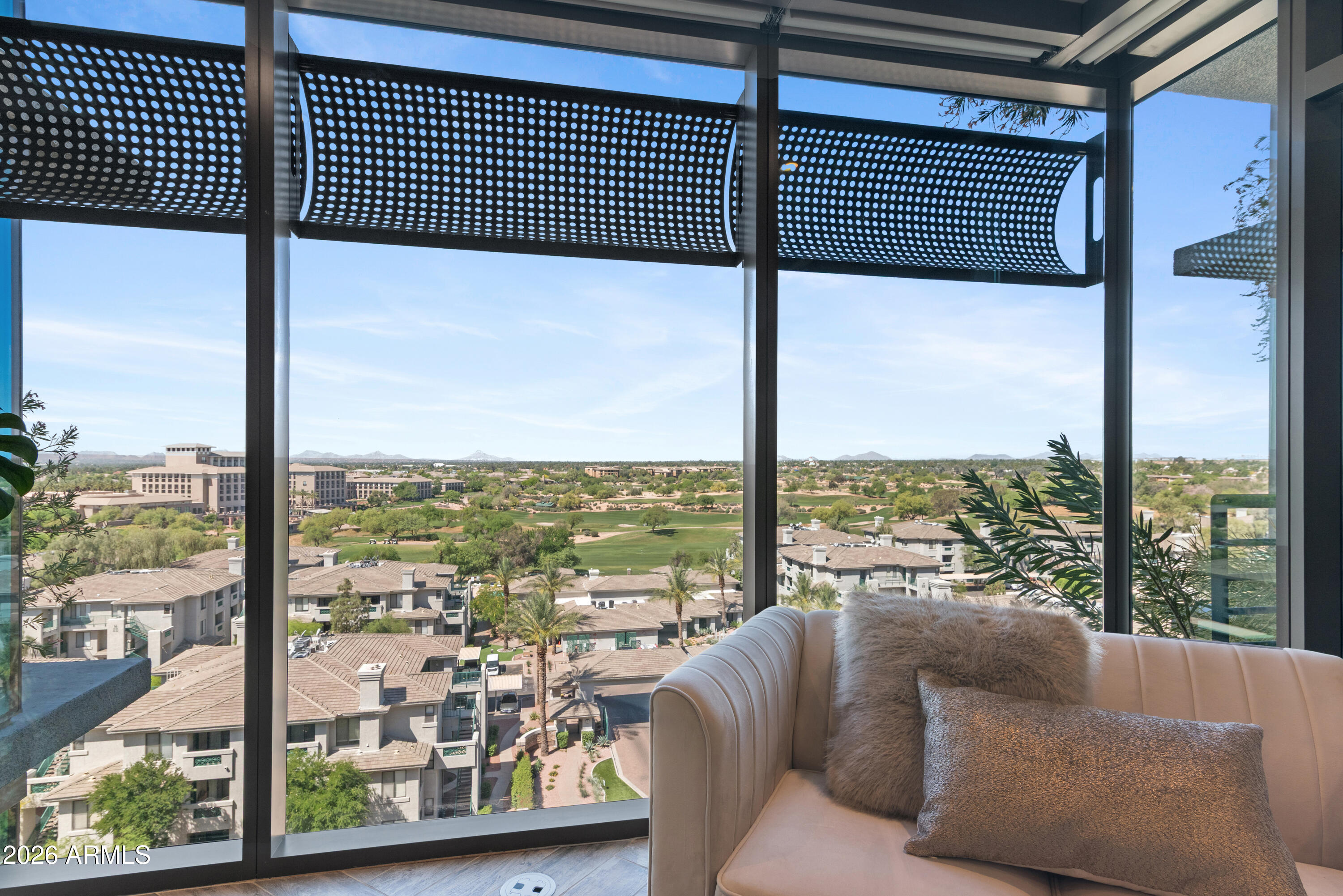 7120 E Kierland Boulevard 915