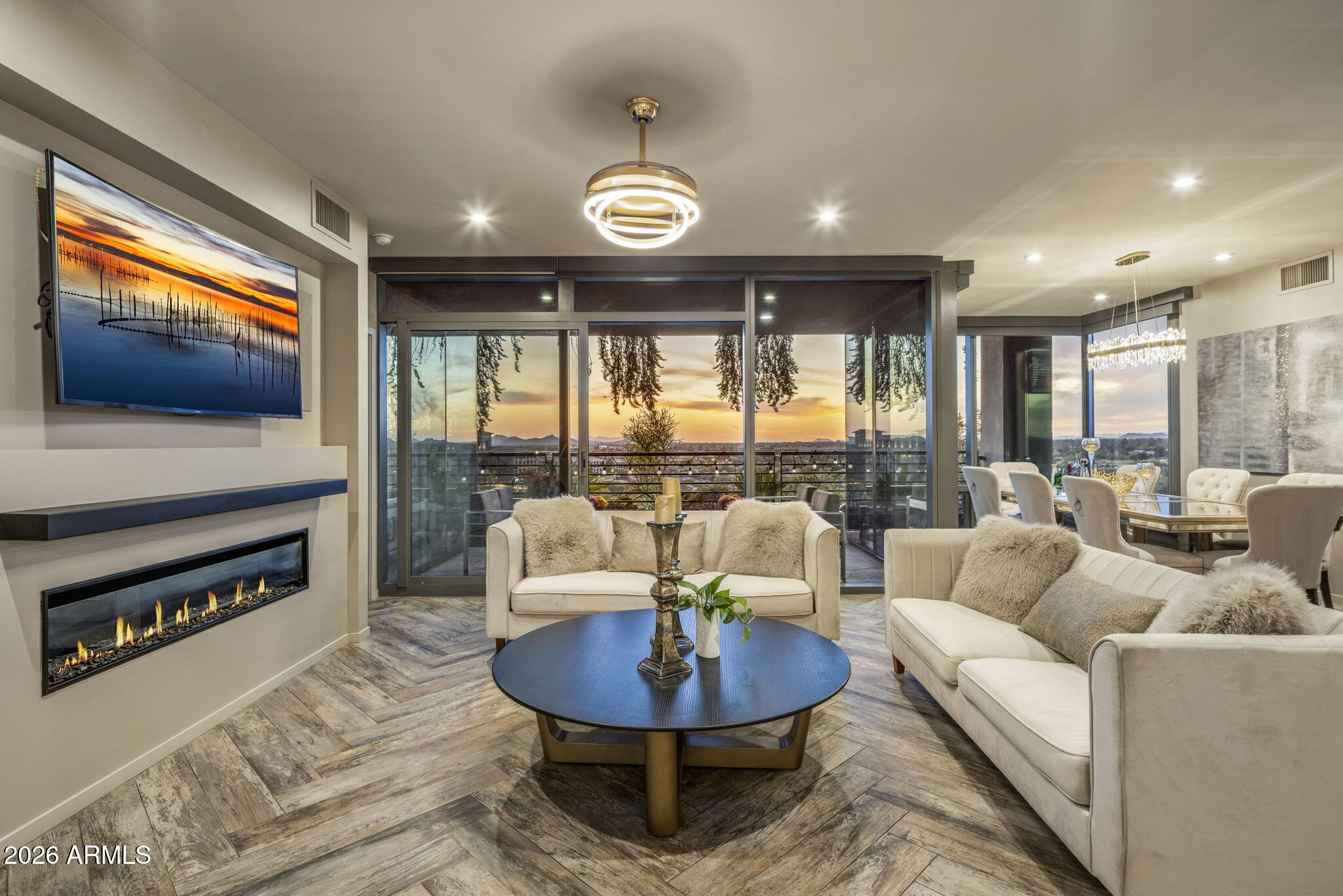 7120 E Kierland Boulevard 915