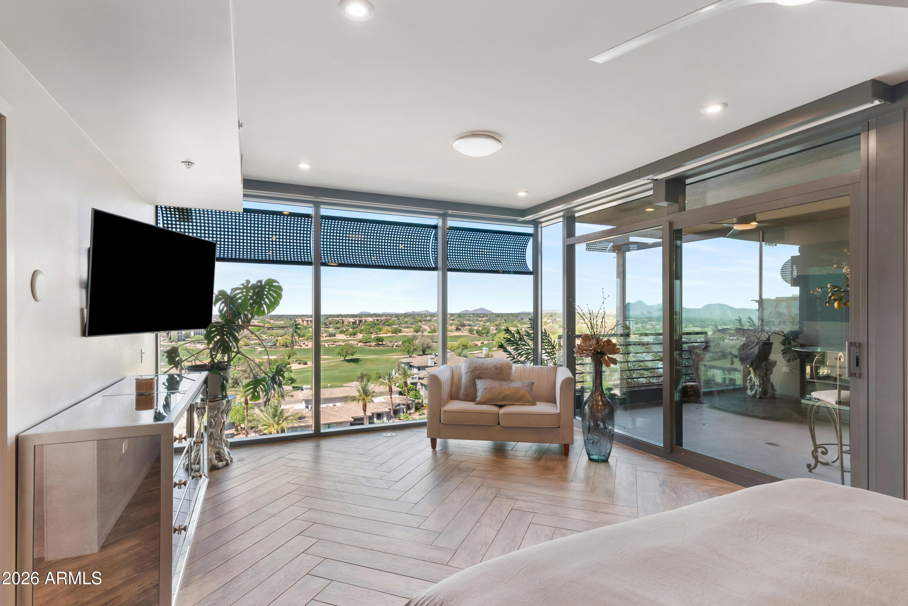 7120 E Kierland Boulevard 915