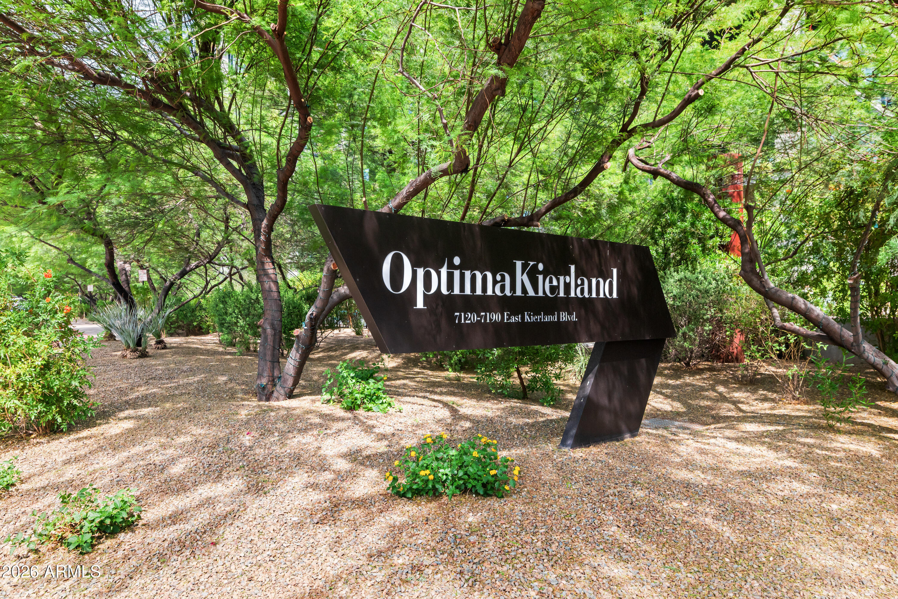 7120 E Kierland Boulevard 915