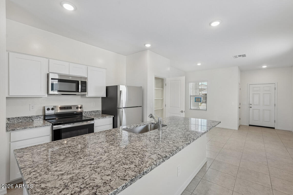 2108 E DRIFTWOOD Drive