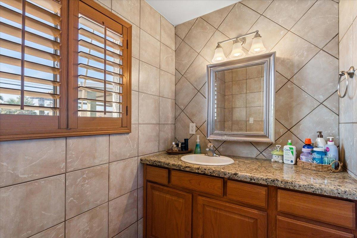 535 W 19th Street