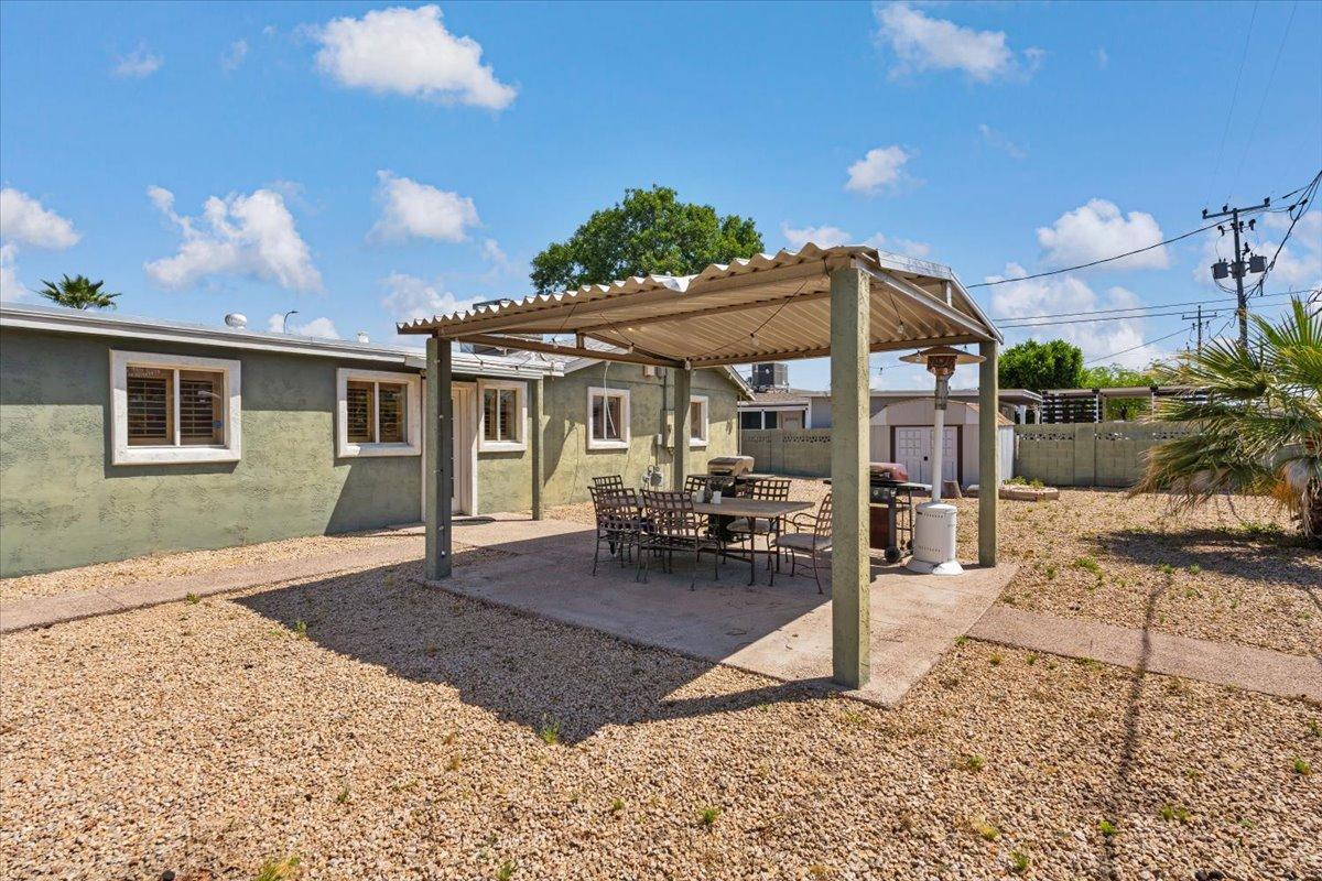 535 W 19th Street